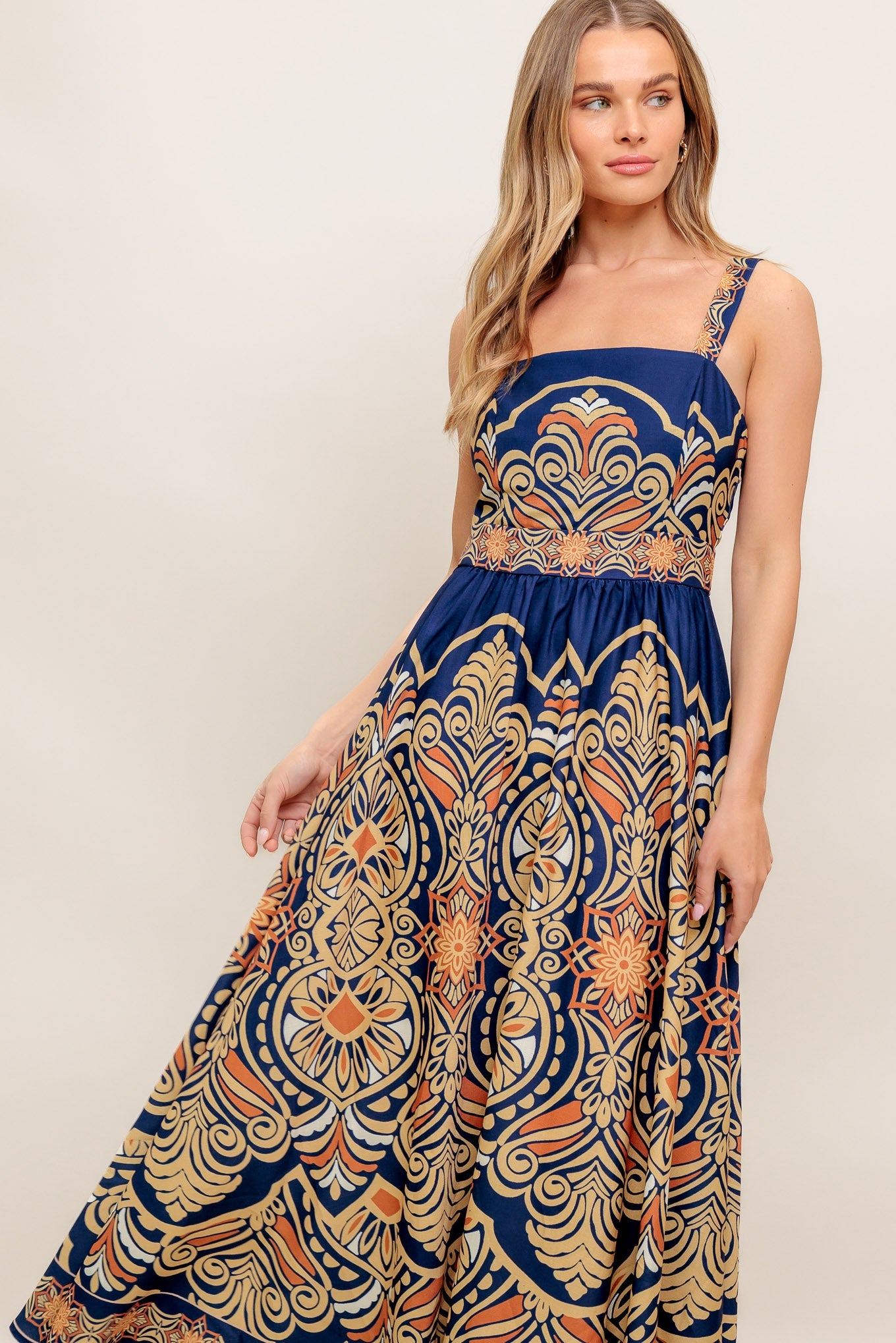 Vestido midi tejido SAHARA DREAMS