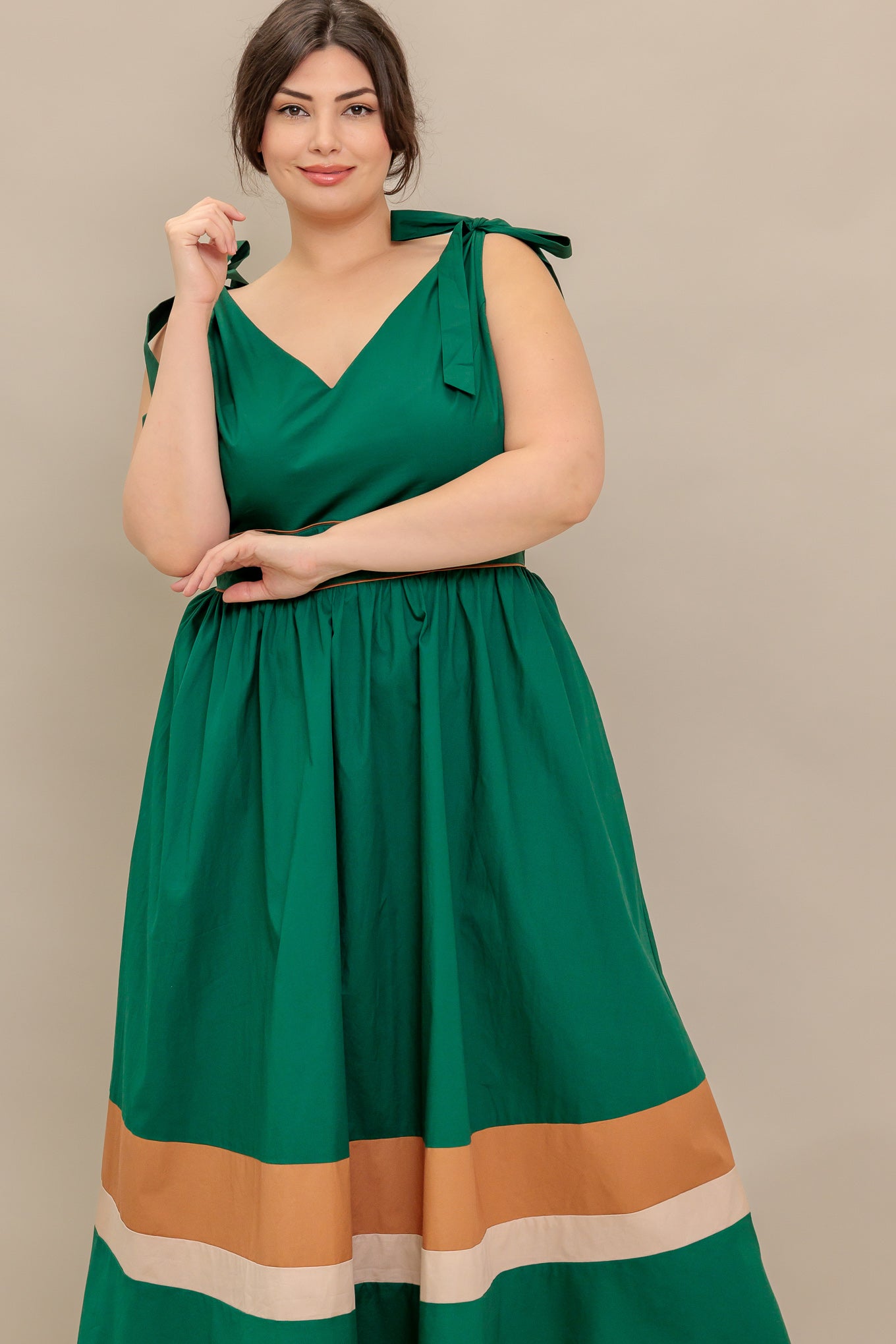 VESTIDO MIDI FOREST CHARM COM BLOCOS DE COR