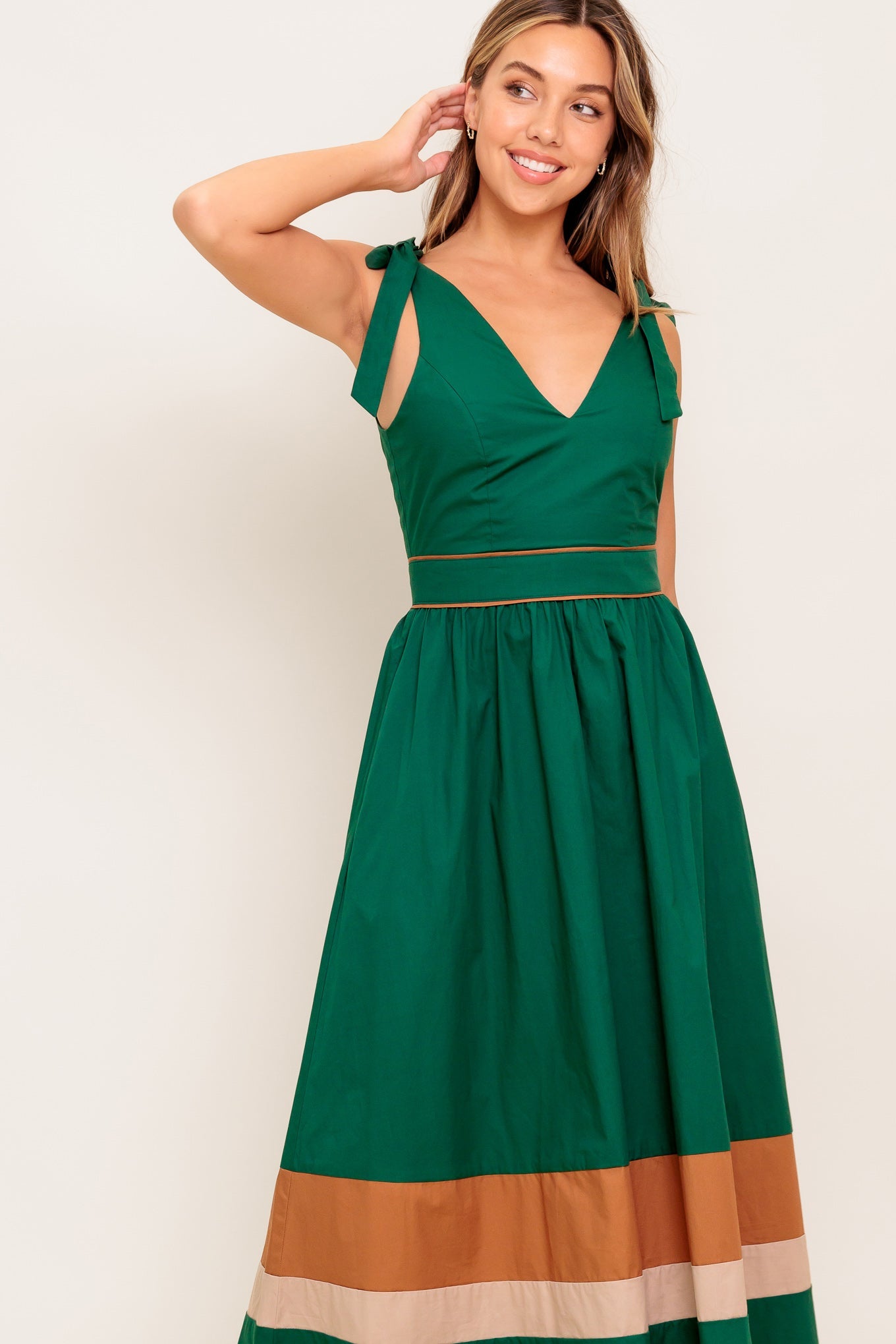 VESTIDO MIDI FOREST CHARM COM BLOCOS DE COR