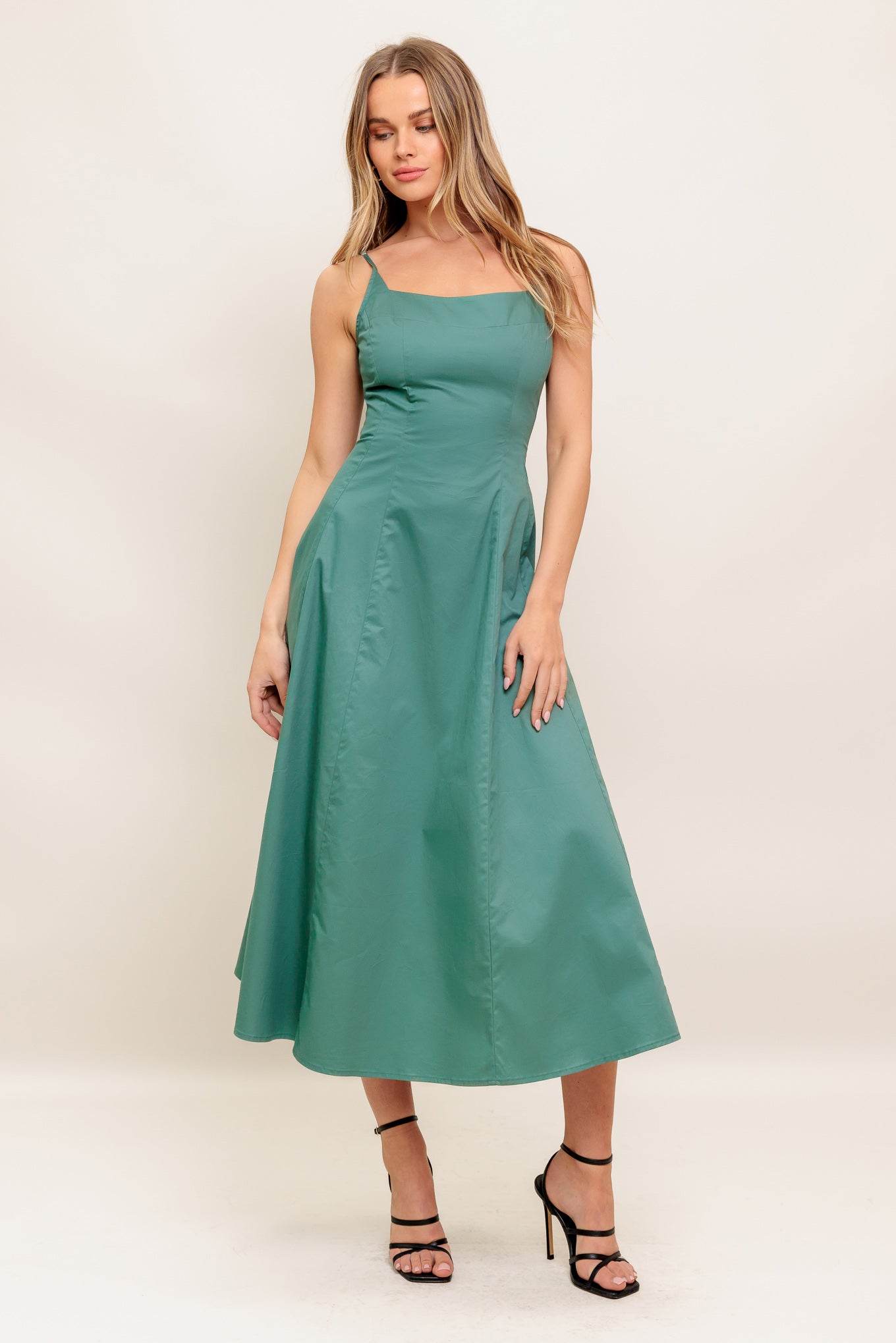 VESTIDO MIDI TECIDO VERDE ELEGANTE