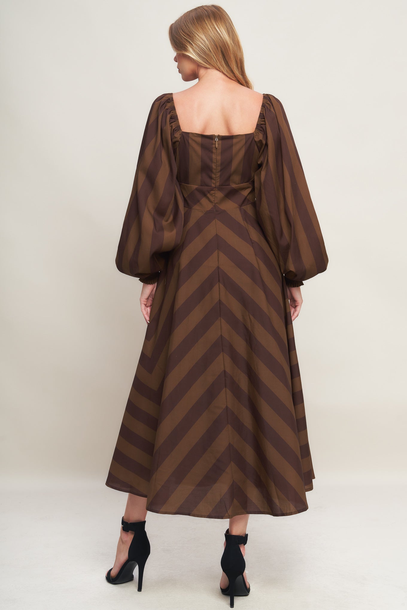 VESTIDO MIDI BROWN GODDESS FLOW TECIDO
