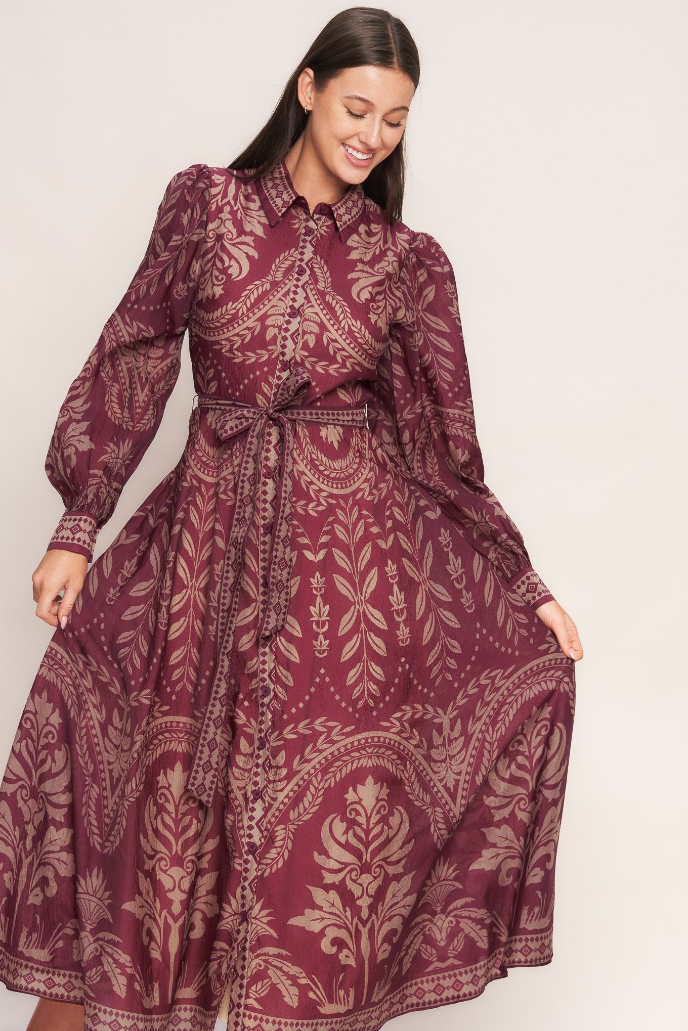 VESTIDO MIDI VINTAGE COM TECIDO TAPESTRY