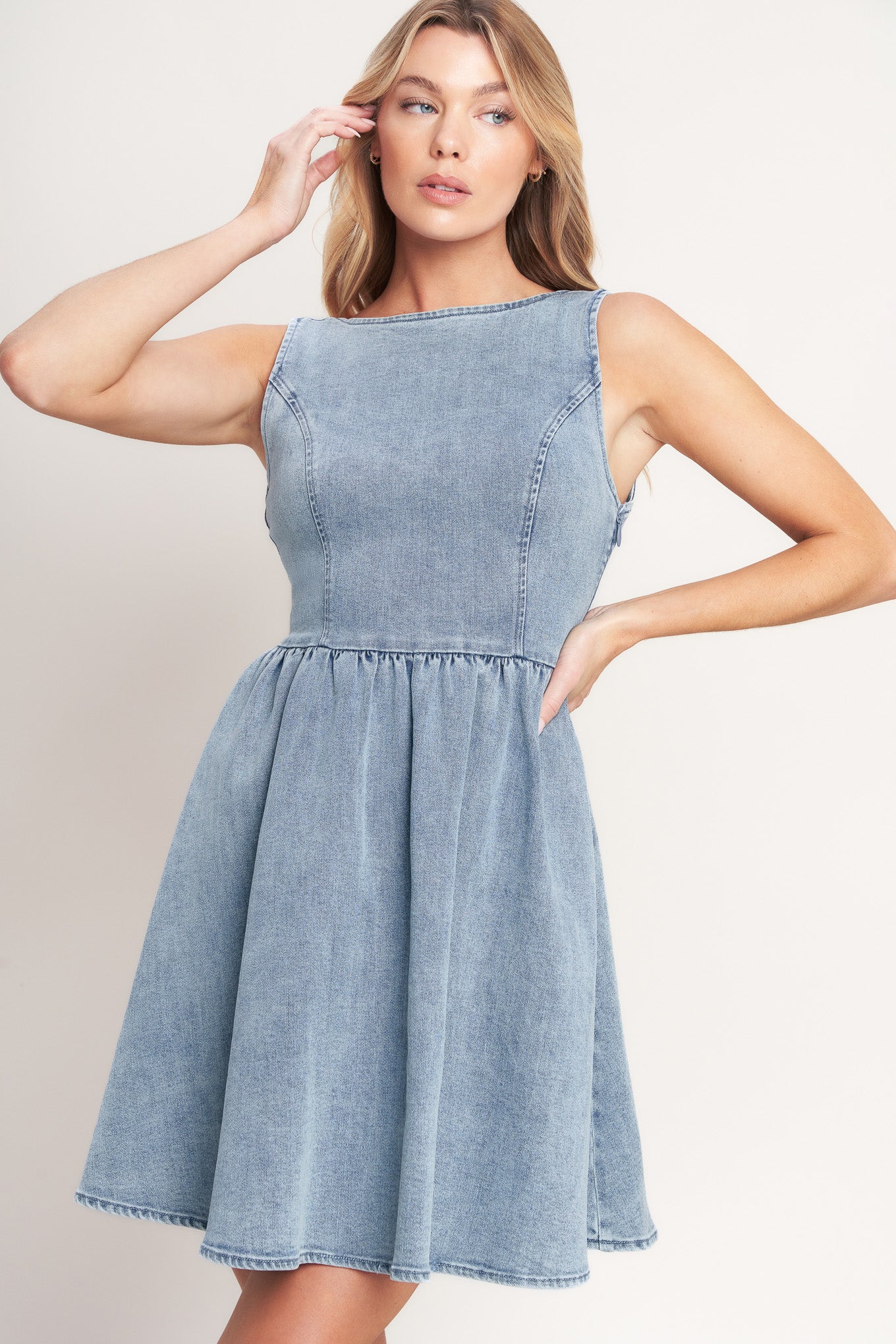 CASUAL POLISHED DENIM MINI DRESS