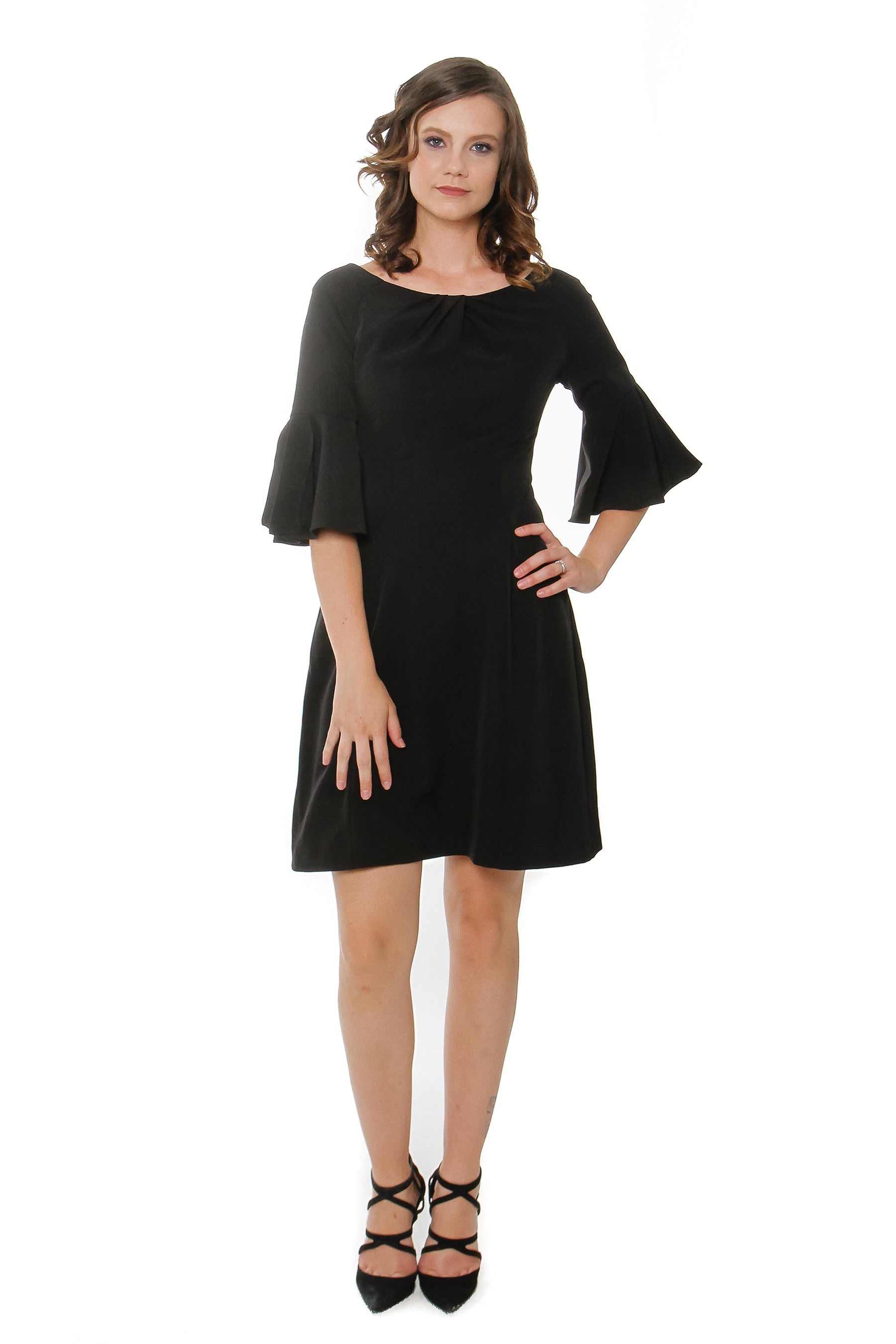 El clásico corte acampanado de manga acampanada