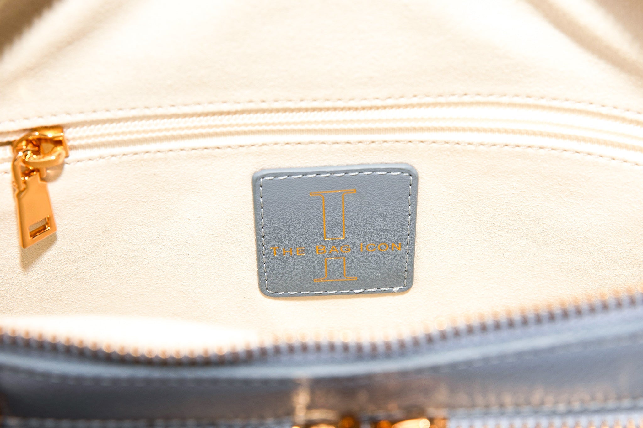 EL BOLSO BAÑERO DE LA ABUELA