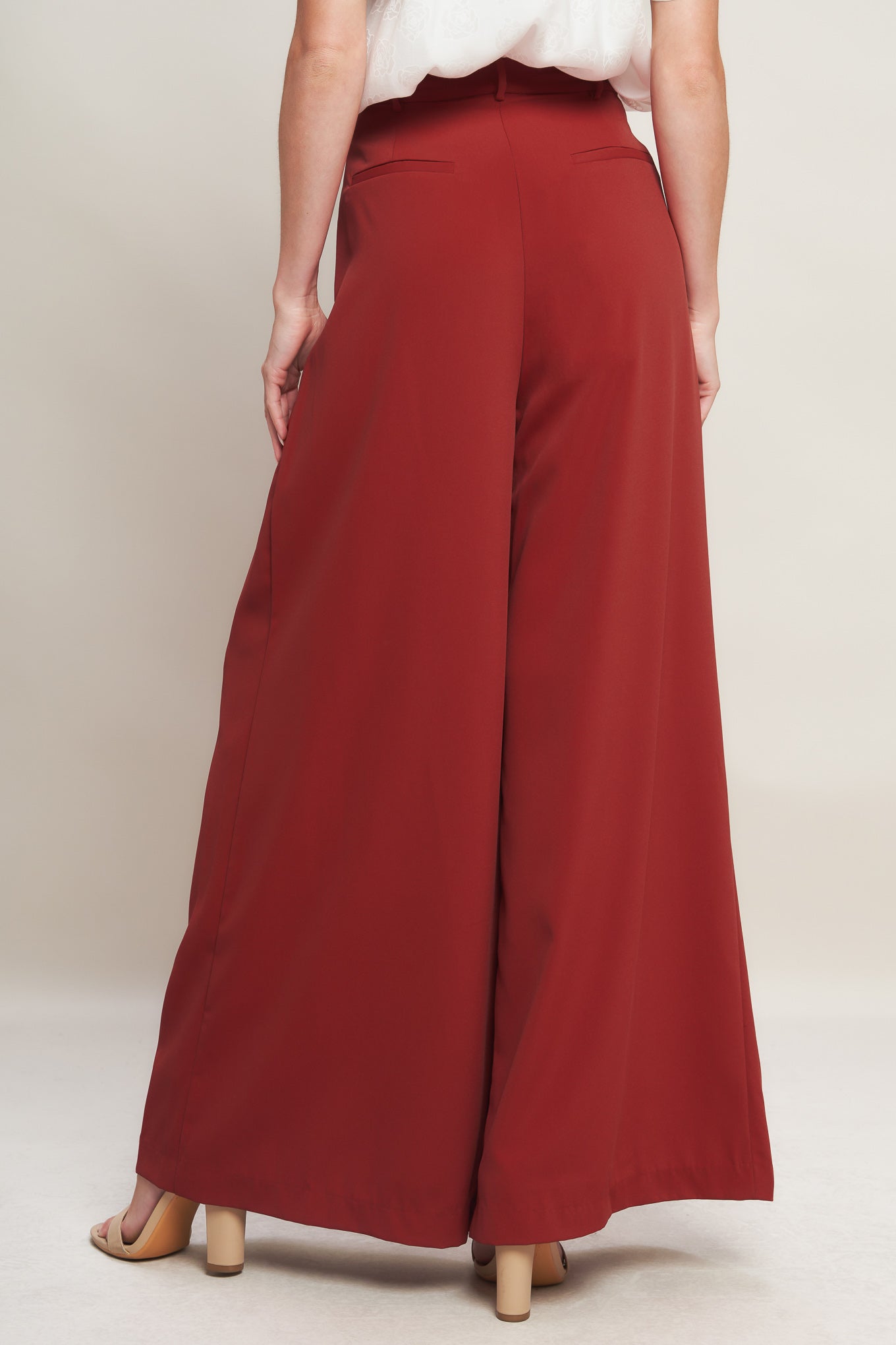 THROW IT BACK WOVEN PANTS - MaraFormigone