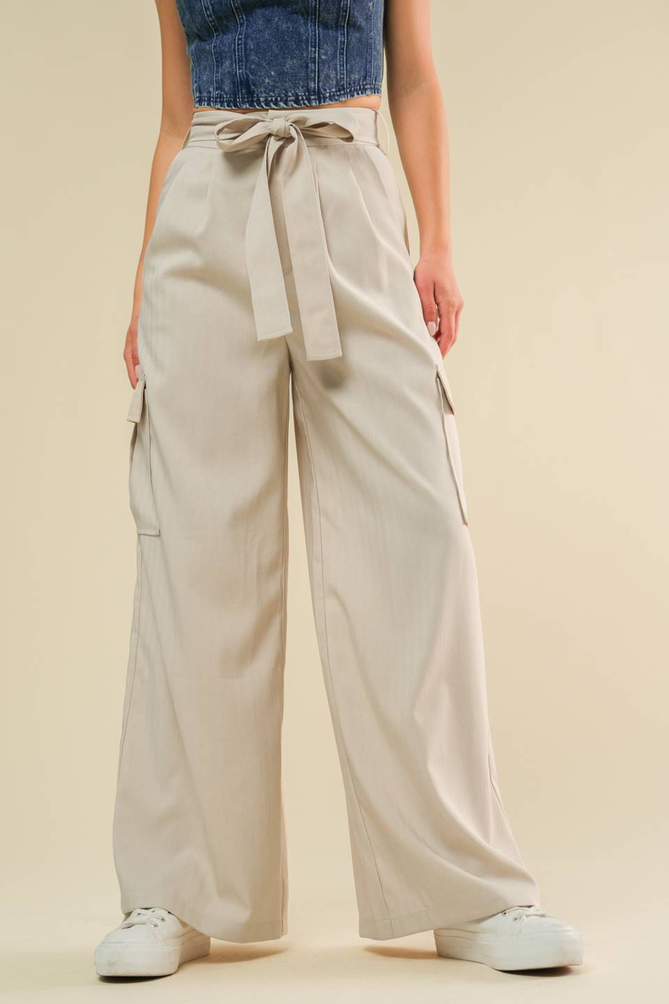 PELA ÚLTIMA VEZ CALÇAS DE TECIDO