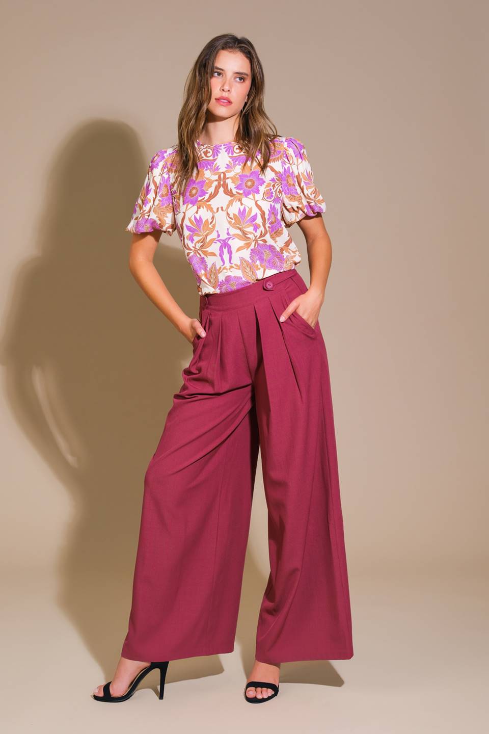 PANTALONES TEJIDOS VISTAS A LA TERRAZA