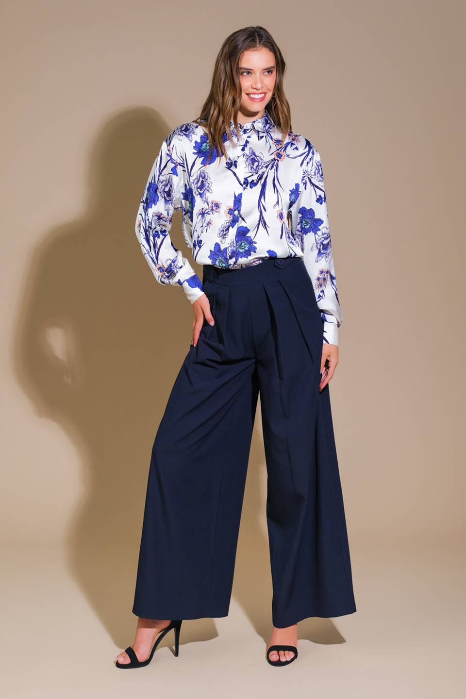 PANTALONES TEJIDOS VISTAS A LA TERRAZA