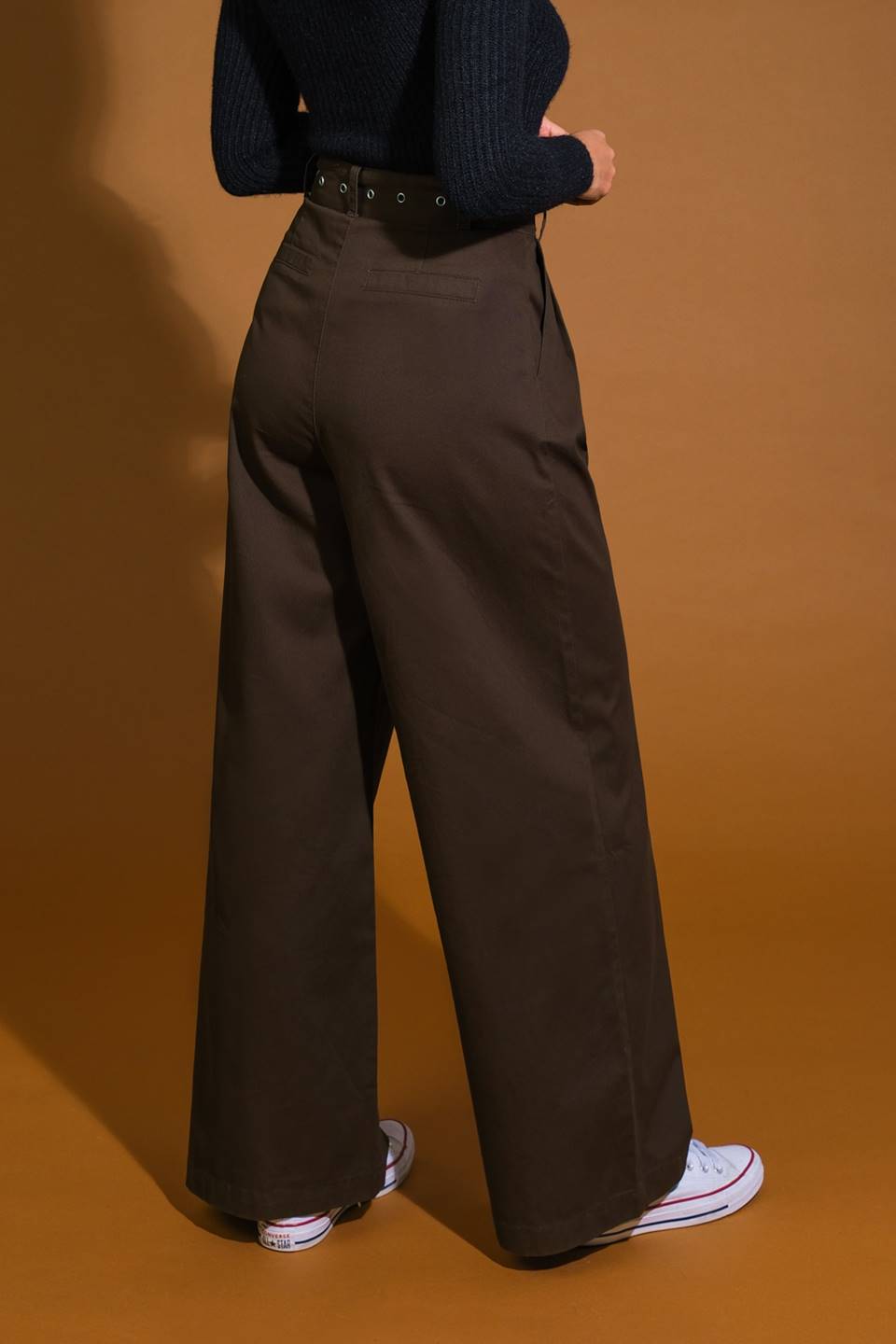 EMPAQUE SUS MALETAS PANTALONES TEJIDOS