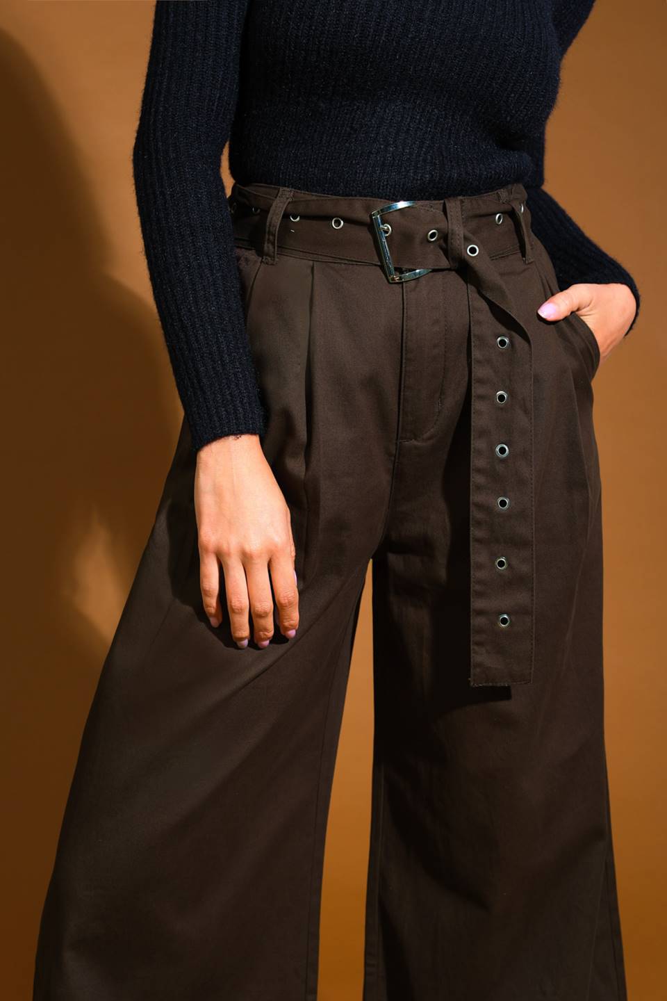 EMPAQUE SUS MALETAS PANTALONES TEJIDOS