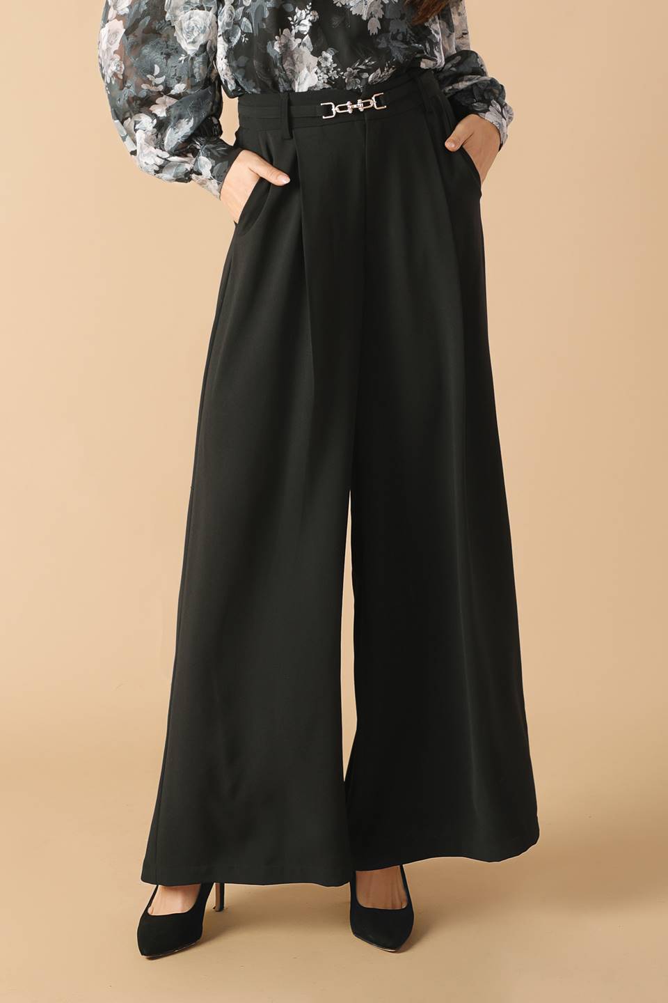 PANTALONES TEJIDOS NEGROS SWEET HARMONY