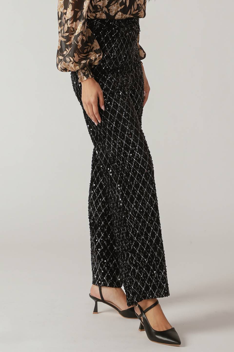 RUNNING OUT OF TIME SEQUIN PANTS - MaraFormigone