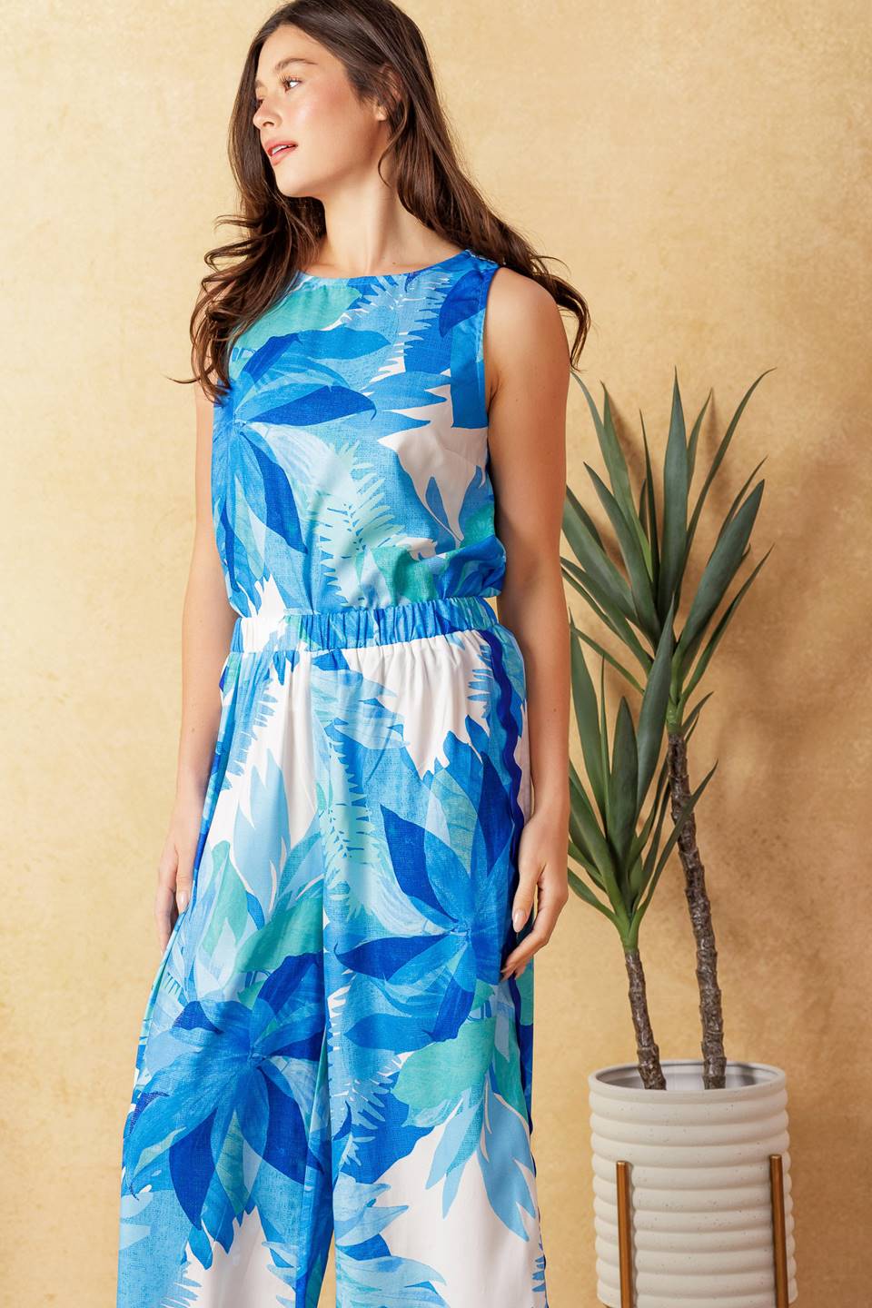 DIAS PASSAM CALÇAS DE TECIDO