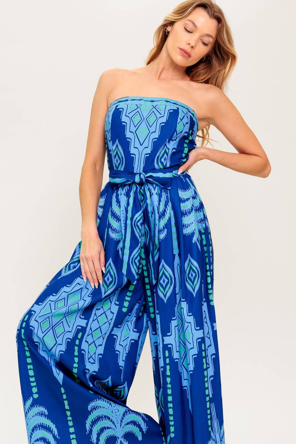 CHASING MAGIC WOVEN JUMPSUIT - MaraFormigone