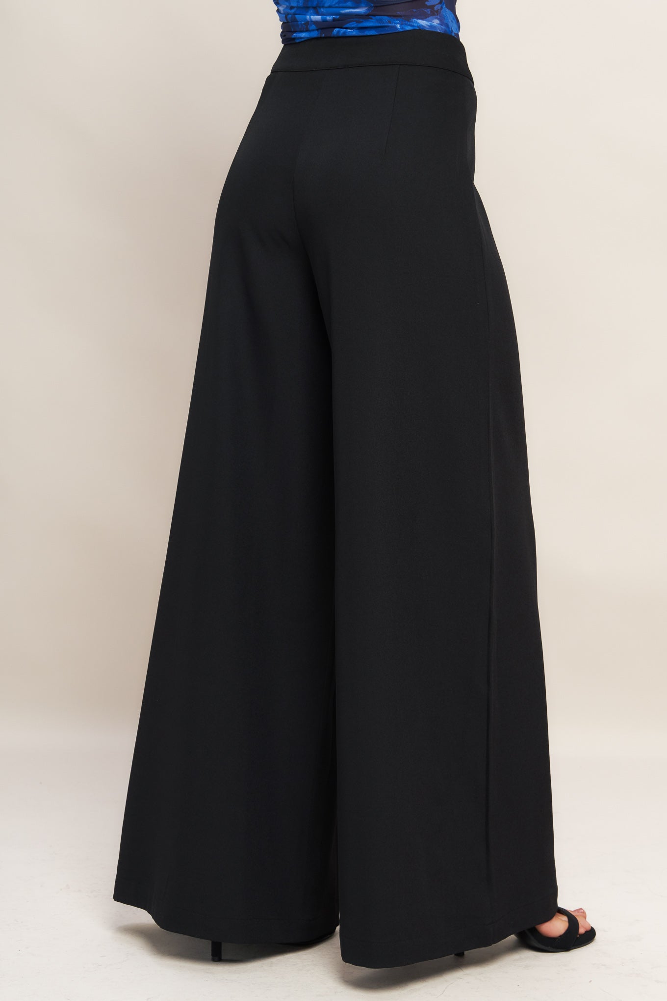 RUNWAY READY BLACK WOVEN WIDE LEG PANTS - MaraFormigone