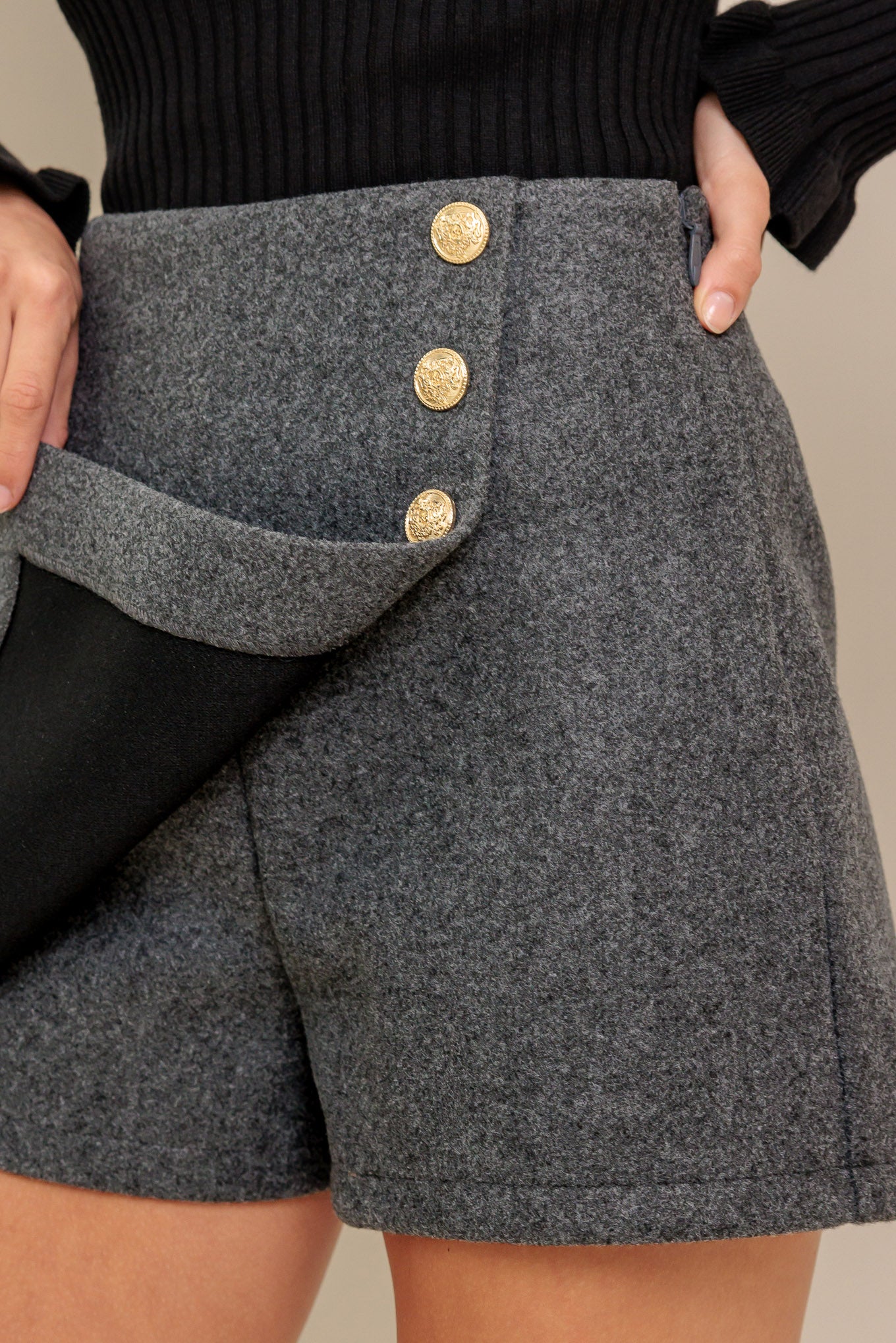 Falda pantalón tejida con estructura de París