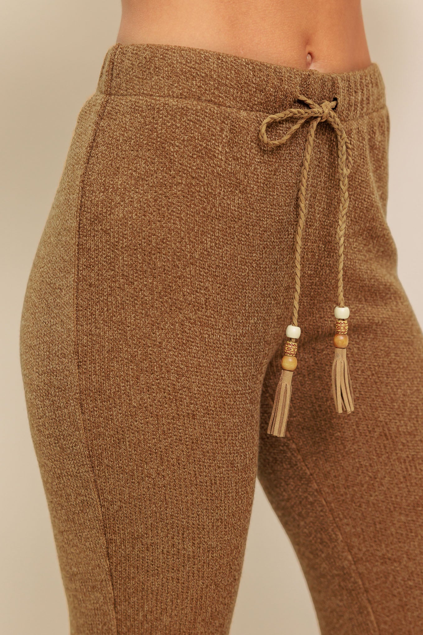 CALÇA FLARE TOUCH EM MALHA SOLTA