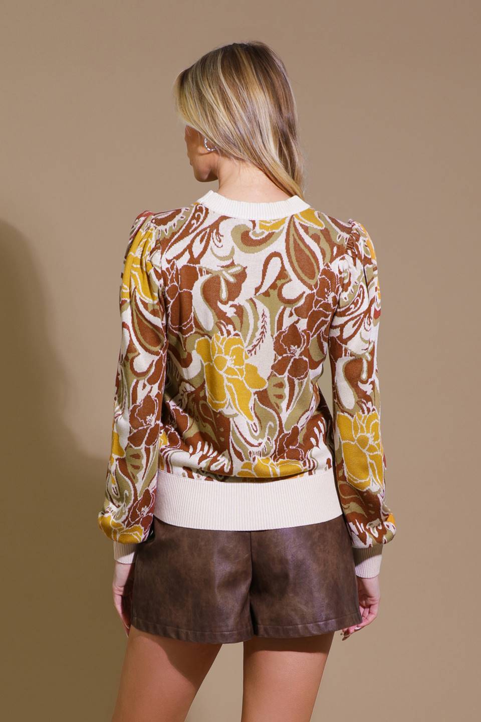 Blusa de moletom jacquard com abas