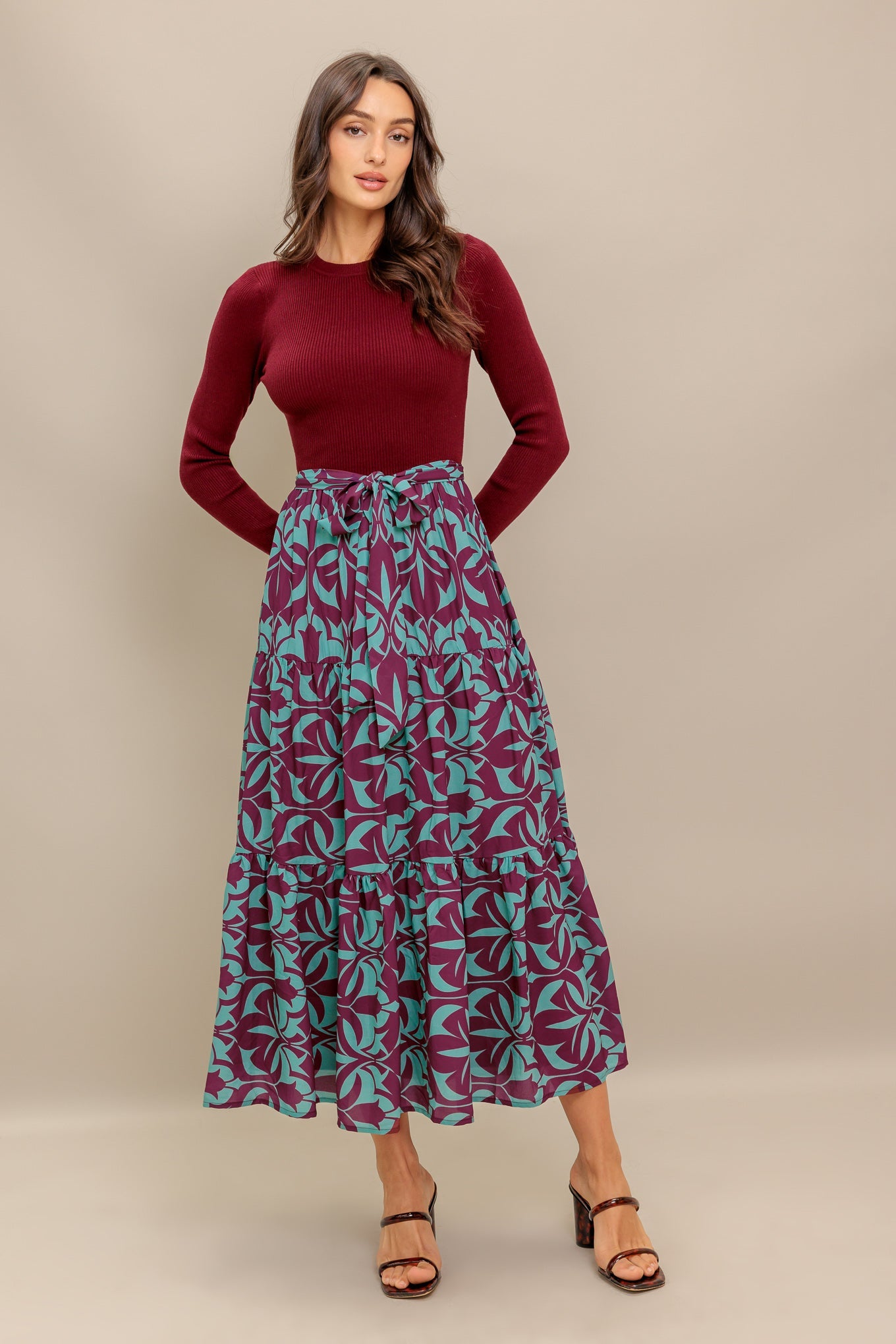 VESTIDO MIDI TEJIDO SANGRIA BLOOM