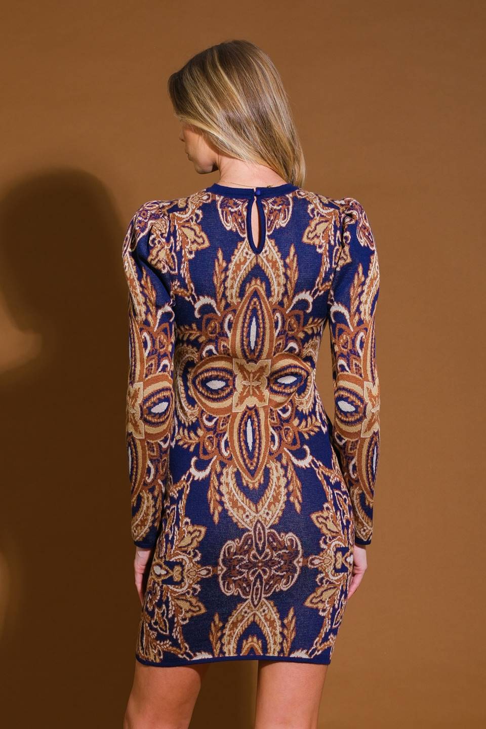 VESTIDO MINI DE SUÉTER STORIES OF MINE