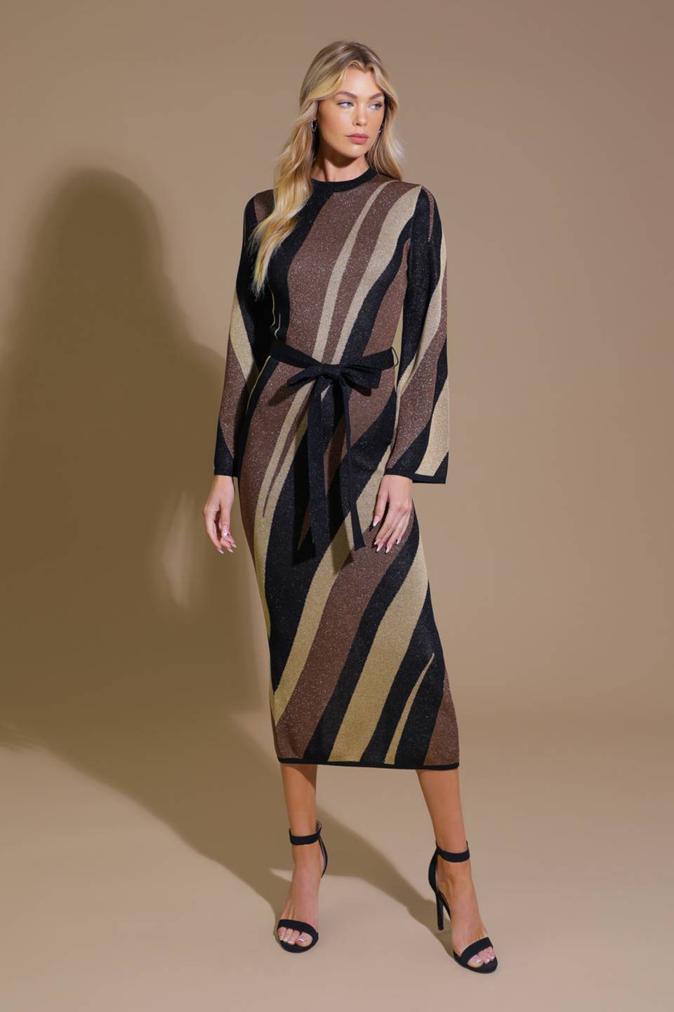 PUT ON A SMILE MIDI SWEATER DRESS - MaraFormigone