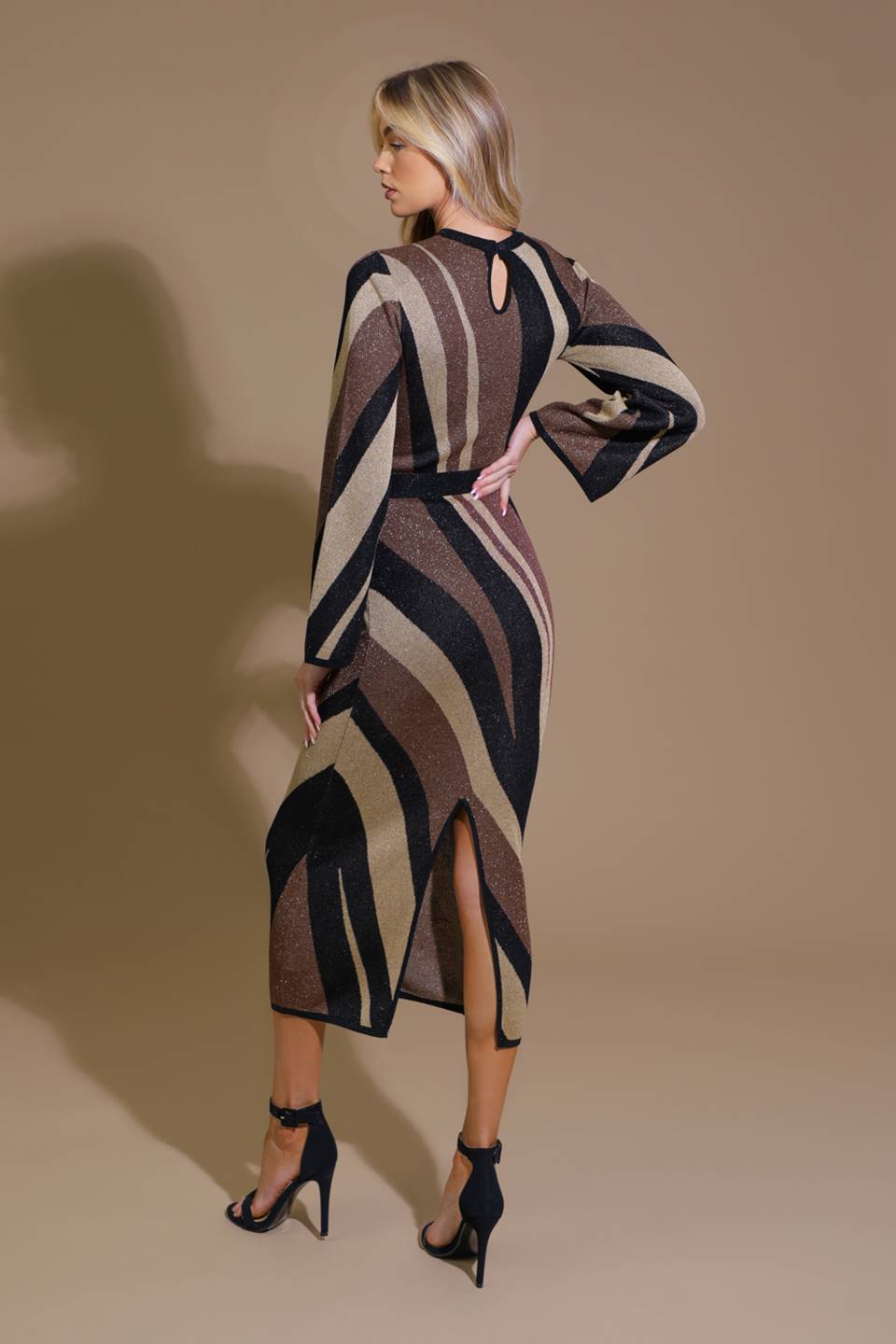 PUT ON A SMILE MIDI SWEATER DRESS - MaraFormigone