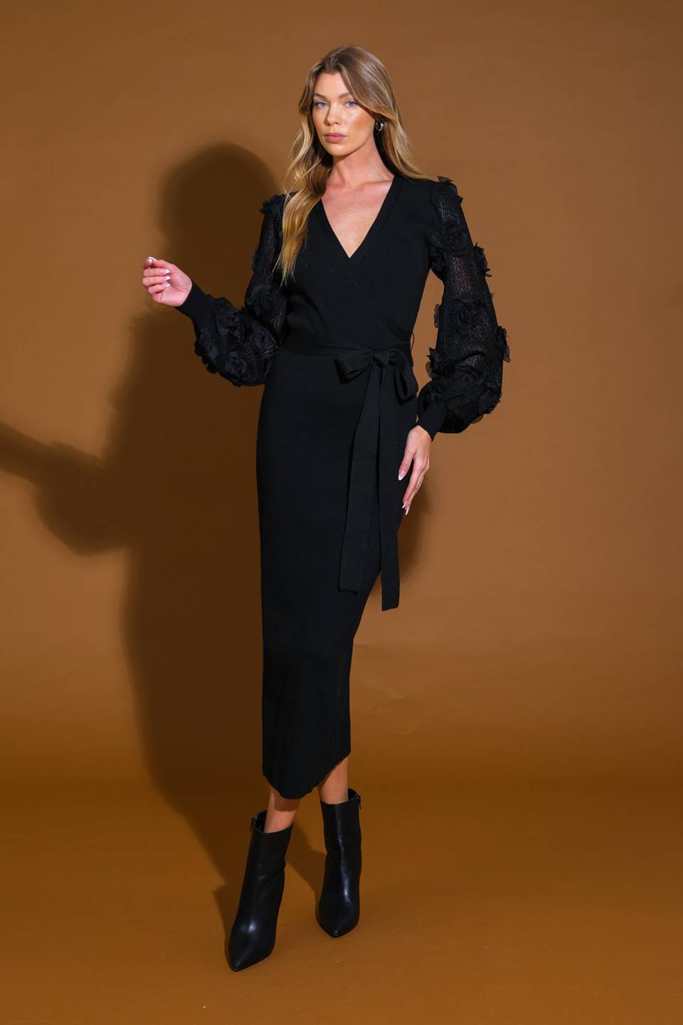 VESTIDO MIDI DE PUNTO DE EQUILIBRIO PERFECTO