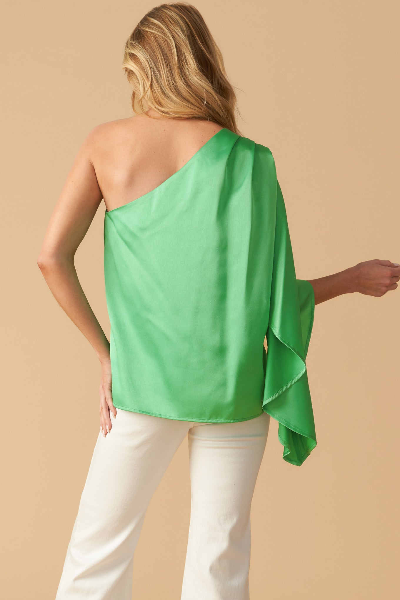 BLUSA TECIDA COM ESPÍRITOS ALEGRES