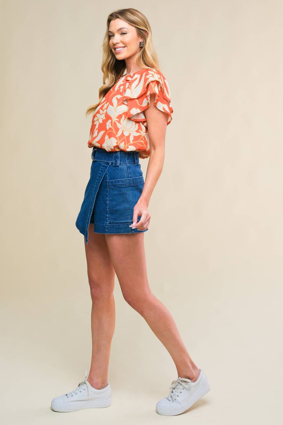 BLUSA TECIDA INTO THE SKY