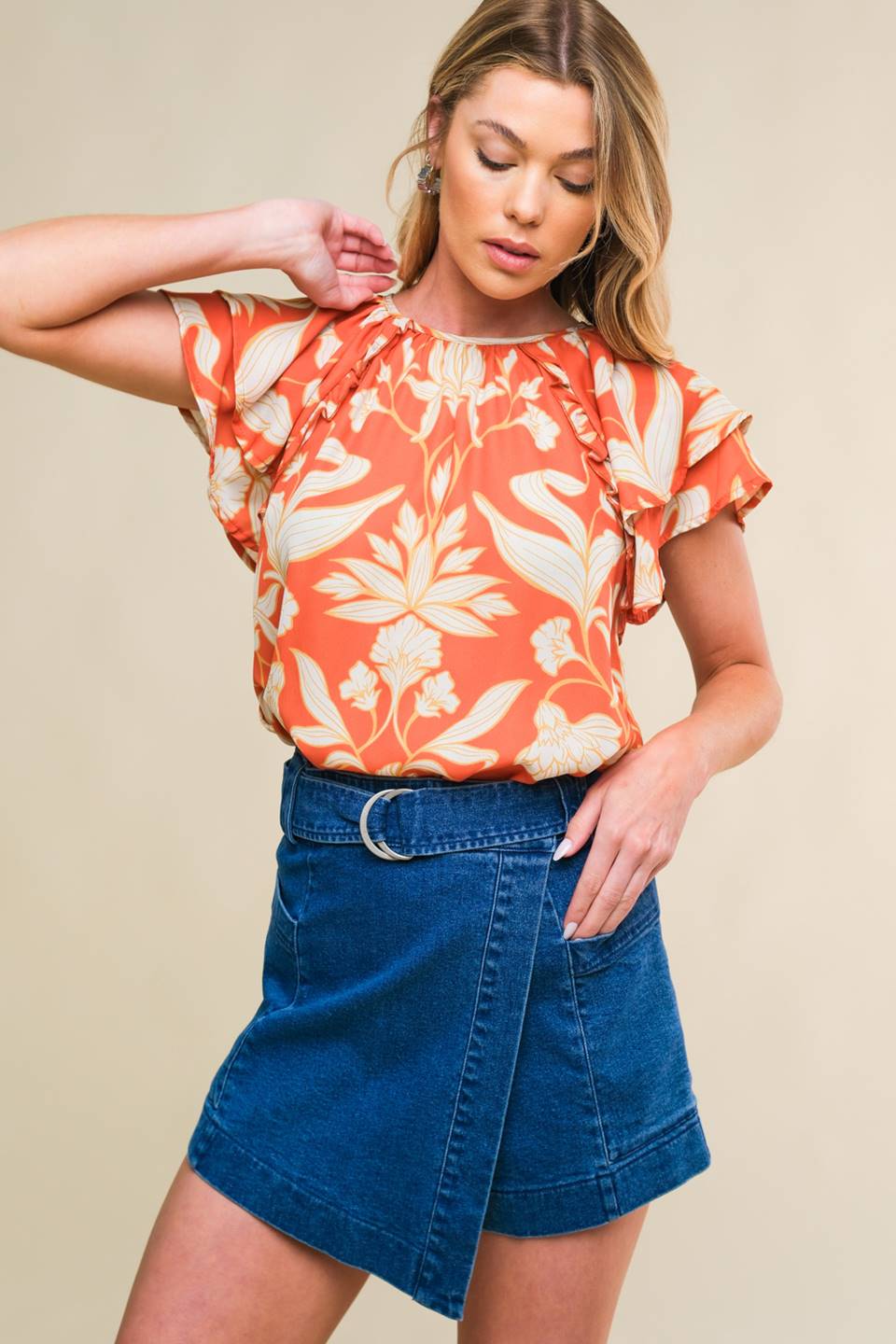 BLUSA TECIDA INTO THE SKY