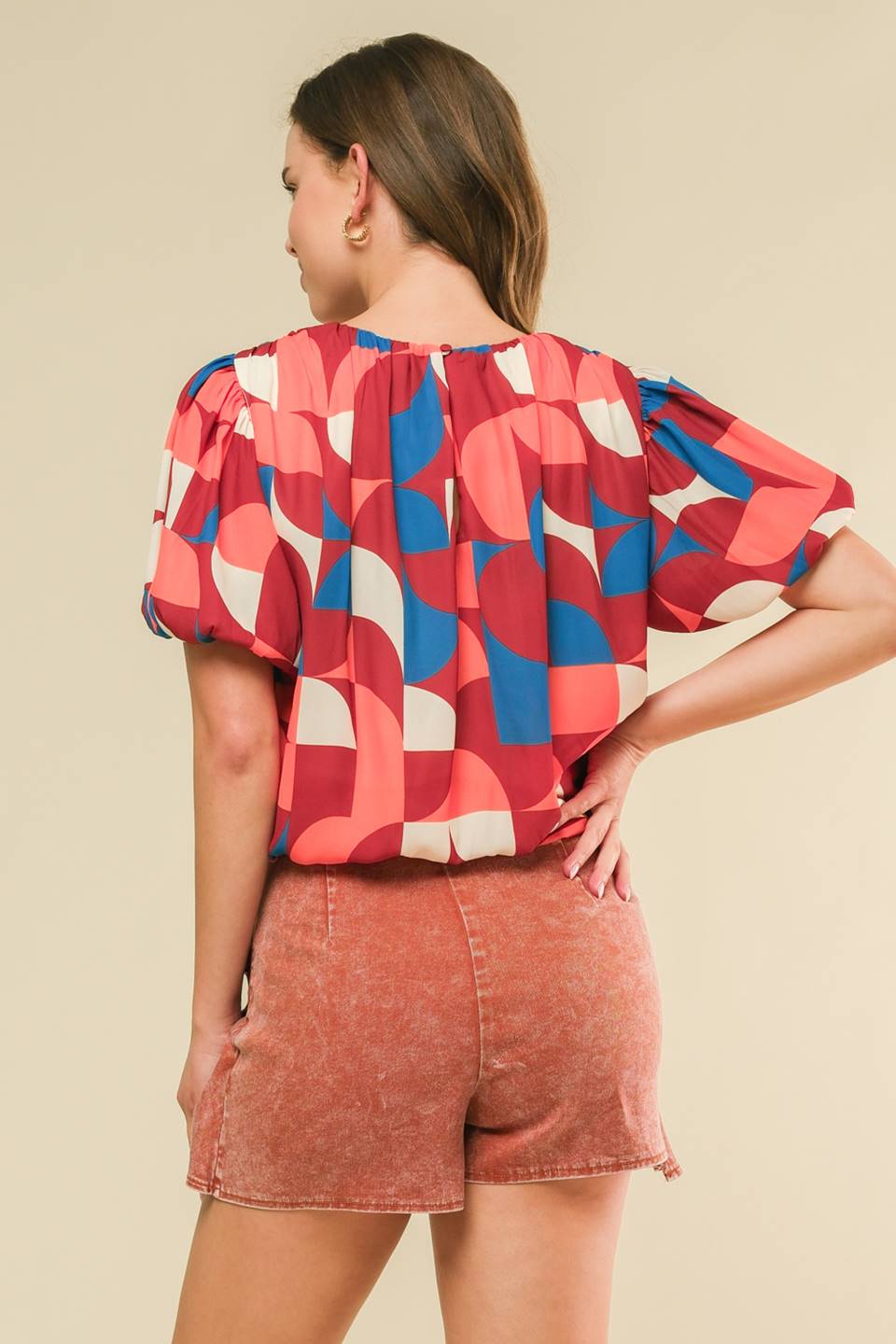 BLUSA DE TECIDO QUE DESAPARECEU NUM PISCAR DE OLHOS