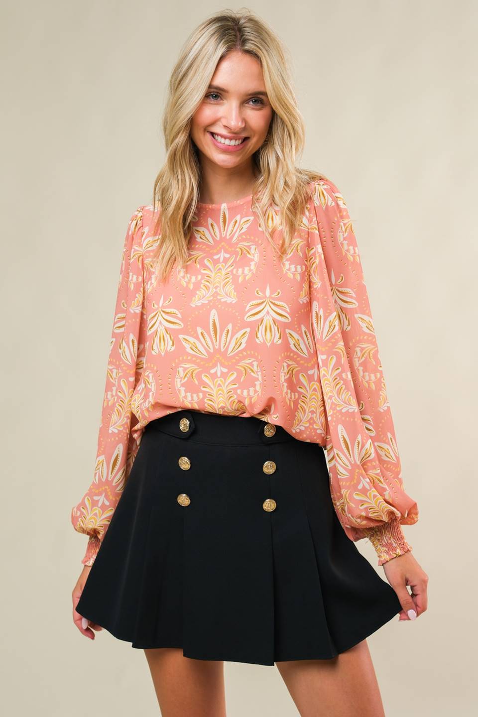 CONSIGA O LOOK BLUSA DE TECIDO