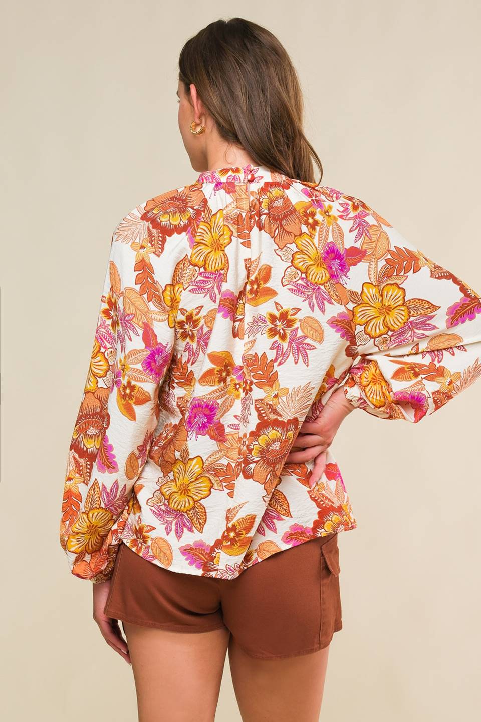 TOP TEJIDO ROMÁNTICAMENTE ENTRELZADO