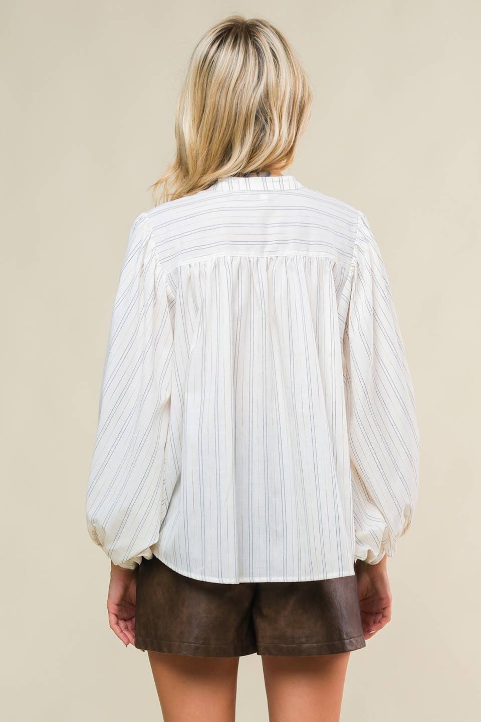 CLEAN AESTHETIC WOVEN TOP - MaraFormigone