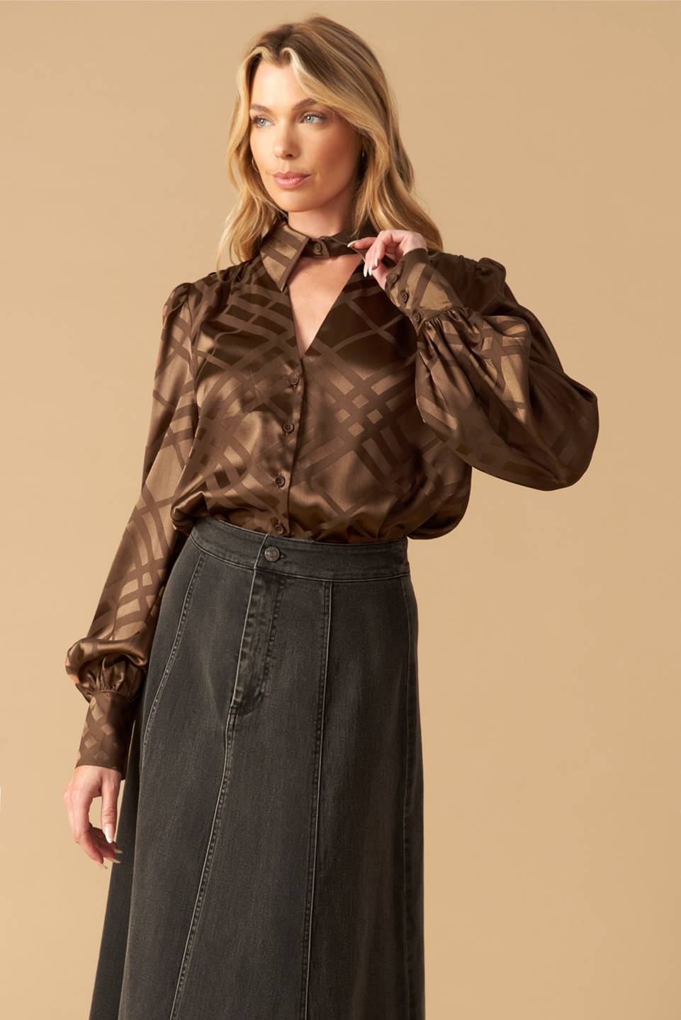 TOP DE SATÉN TEJIDO THE ART OF BALANCE