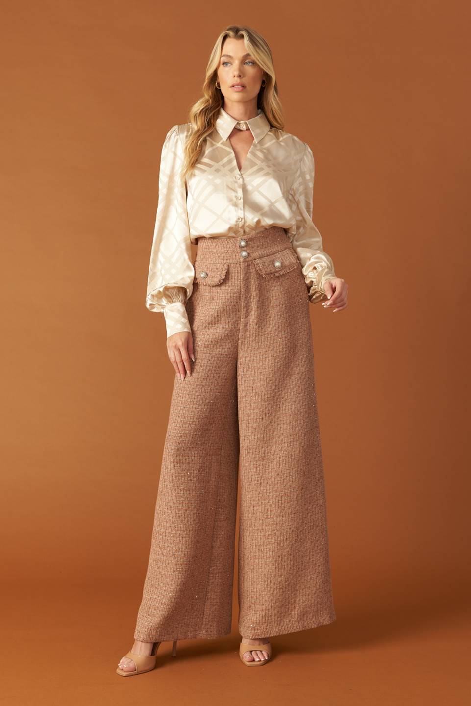 TOP DE SATÉN TEJIDO THE ART OF BALANCE