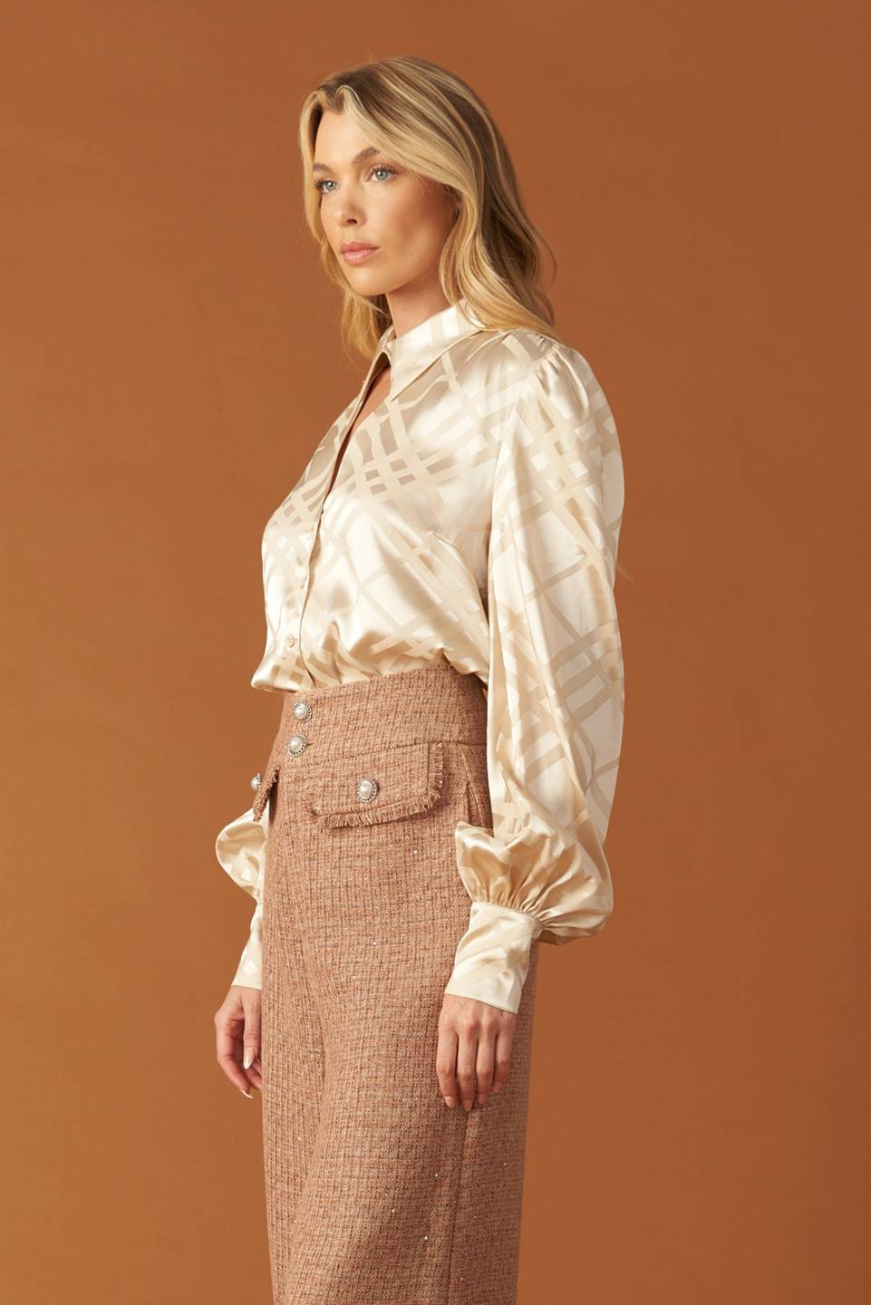 TOP DE SATÉN TEJIDO THE ART OF BALANCE