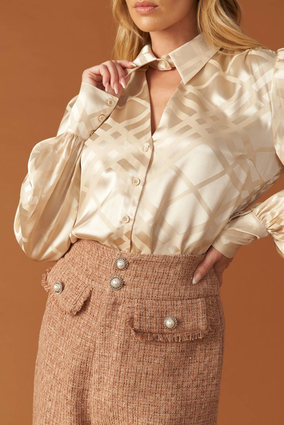 TOP DE SATÉN TEJIDO THE ART OF BALANCE