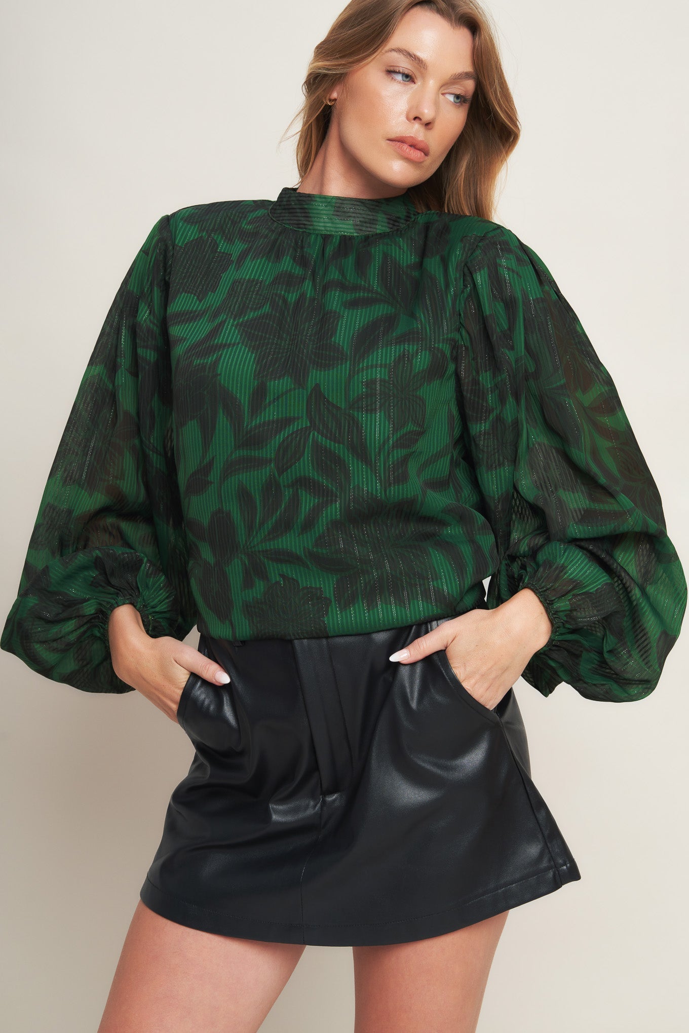 NOIR LEAF GREEN WOVEN TOP - MaraFormigone