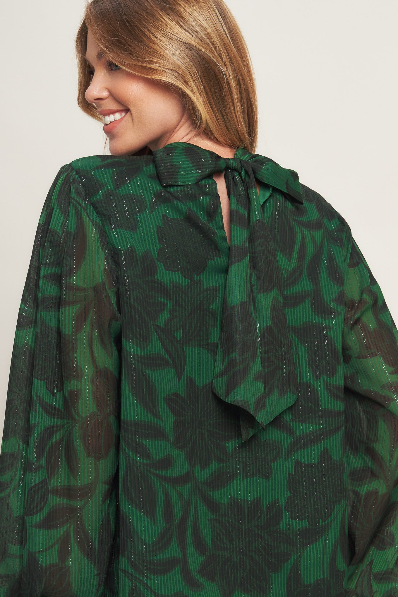 NOIR LEAF GREEN WOVEN TOP - MaraFormigone