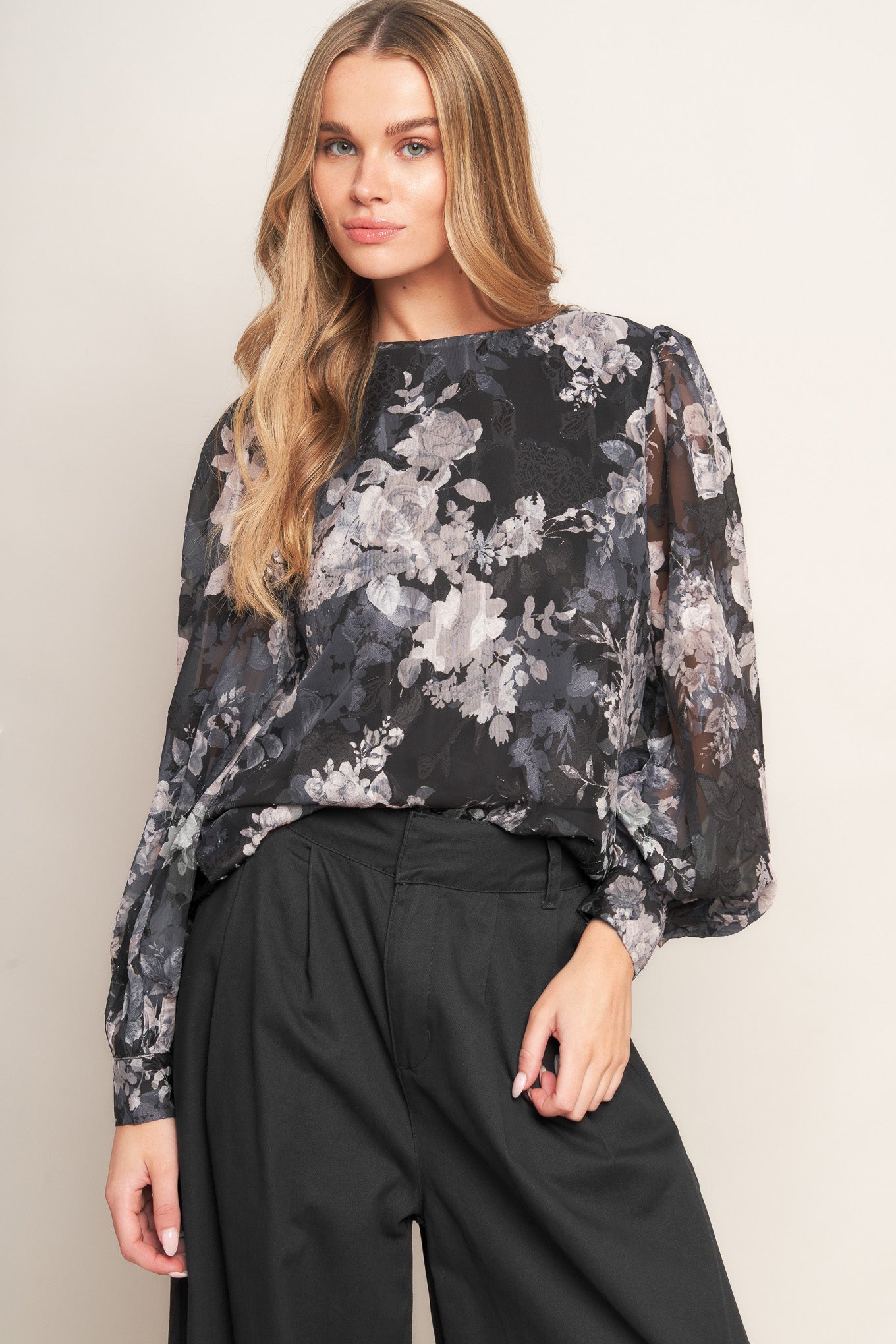 TOP TEJIDO CORAZONES FUGAÑOS