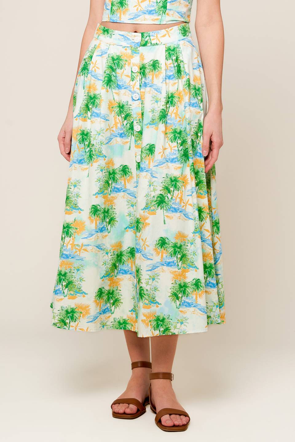 Conjunto de blusa y falda tejidas de aspecto impecable