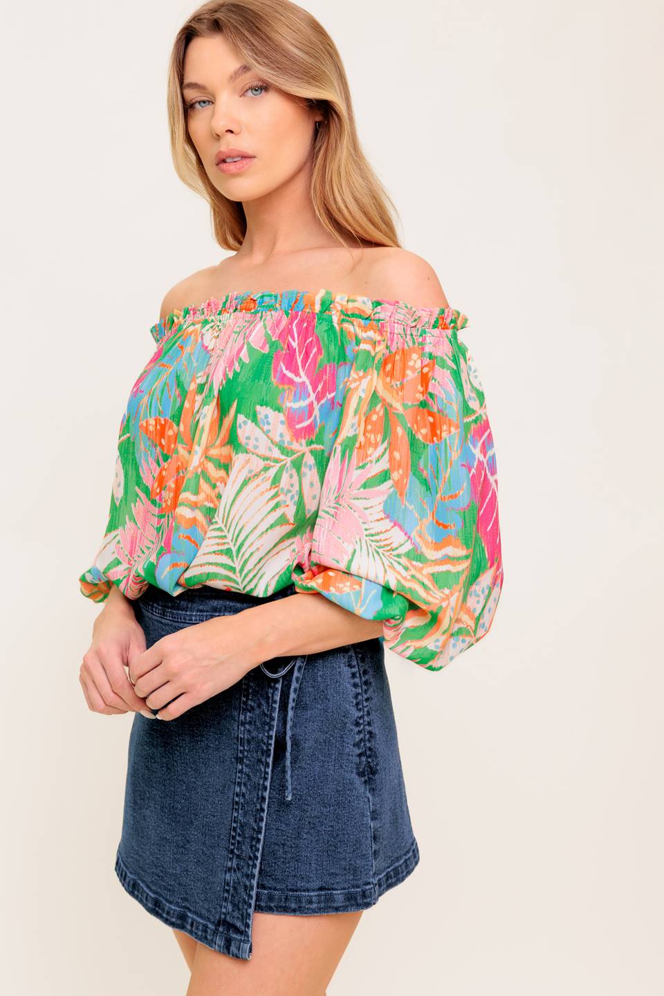 Top tejido verde con la frase "Voto de amor"