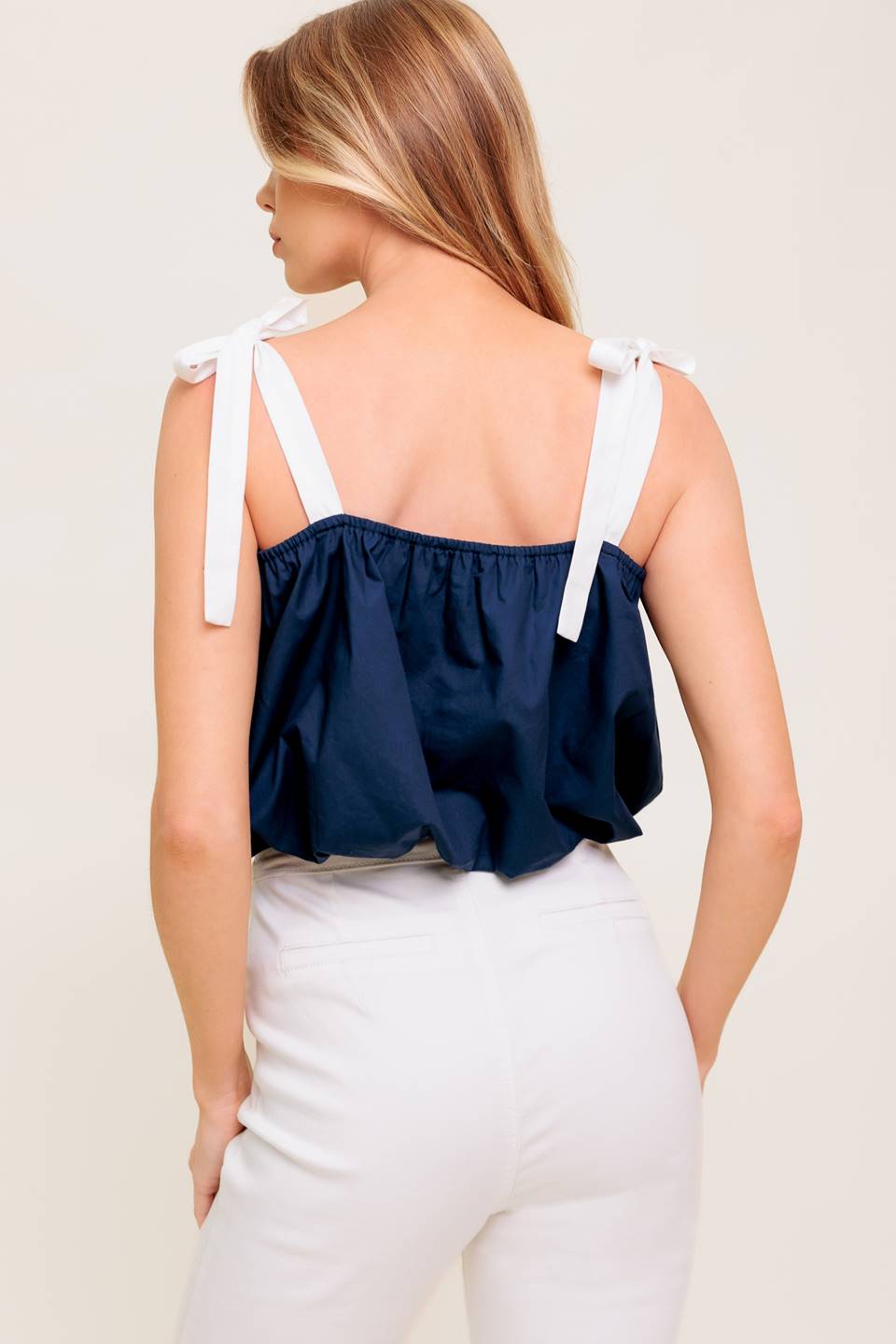 TOP TEJIDO CON AROMA A PRIMAVERA