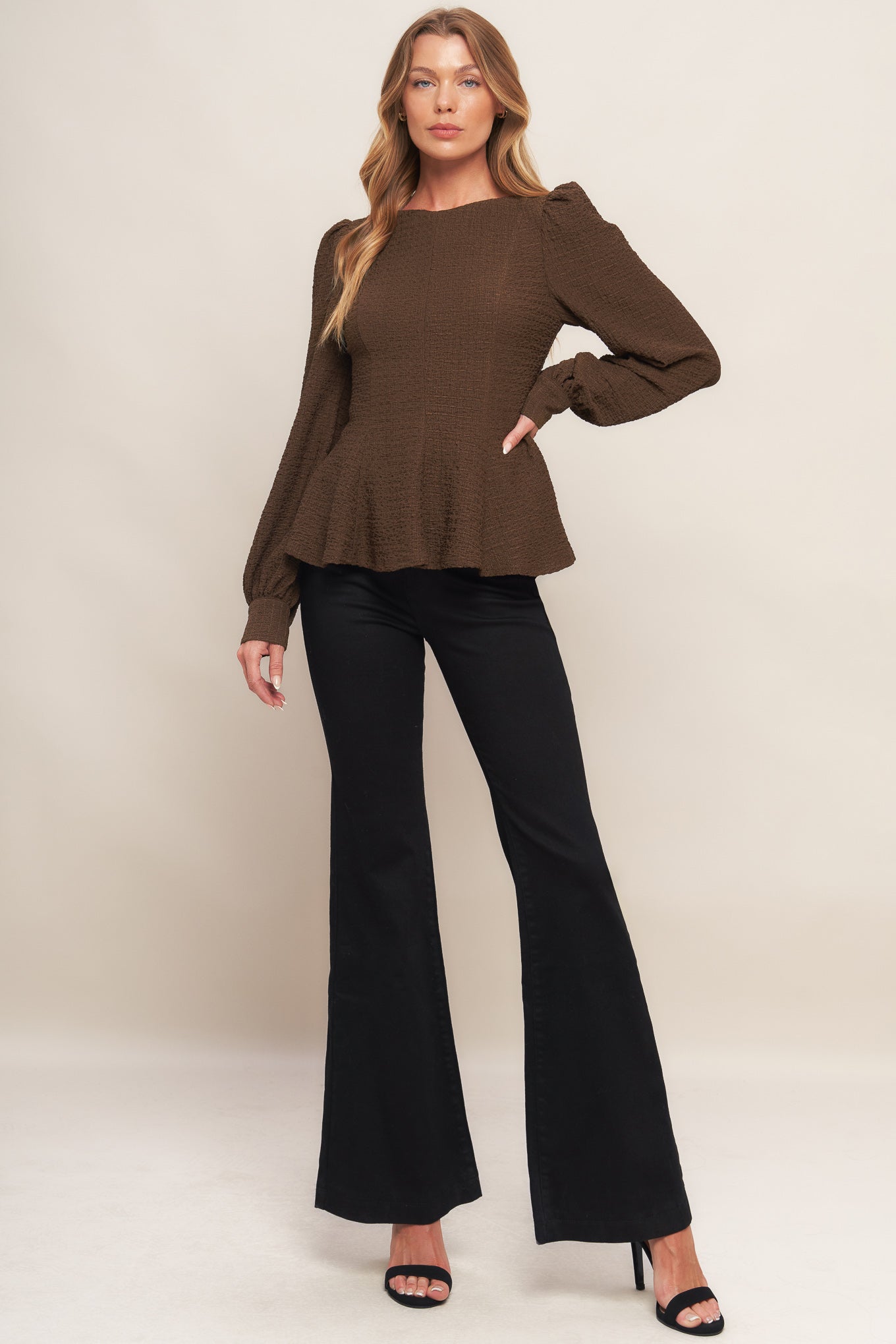 COFFEE DATE BROWN WOVEN TOP - MaraFormigone