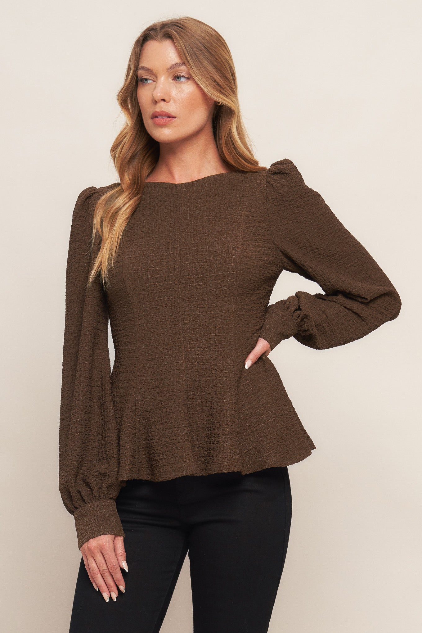 COFFEE DATE BROWN WOVEN TOP - MaraFormigone