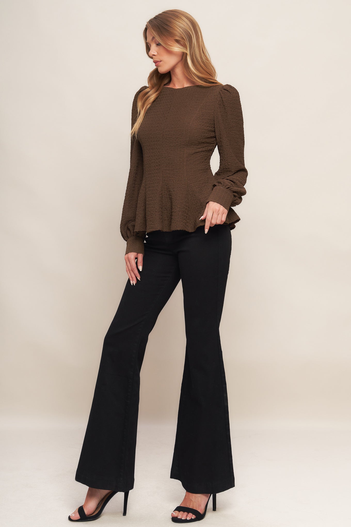 COFFEE DATE BROWN WOVEN TOP - MaraFormigone