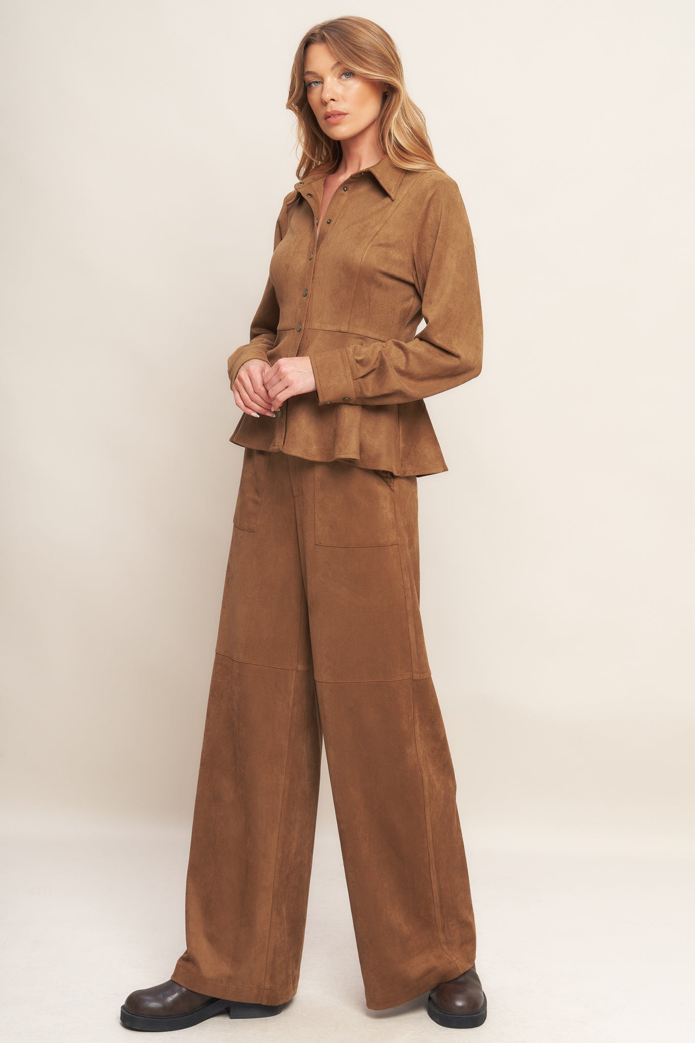 TOP DE ANTE SINTÉTICO DE IMPRESIÓN REFINADA