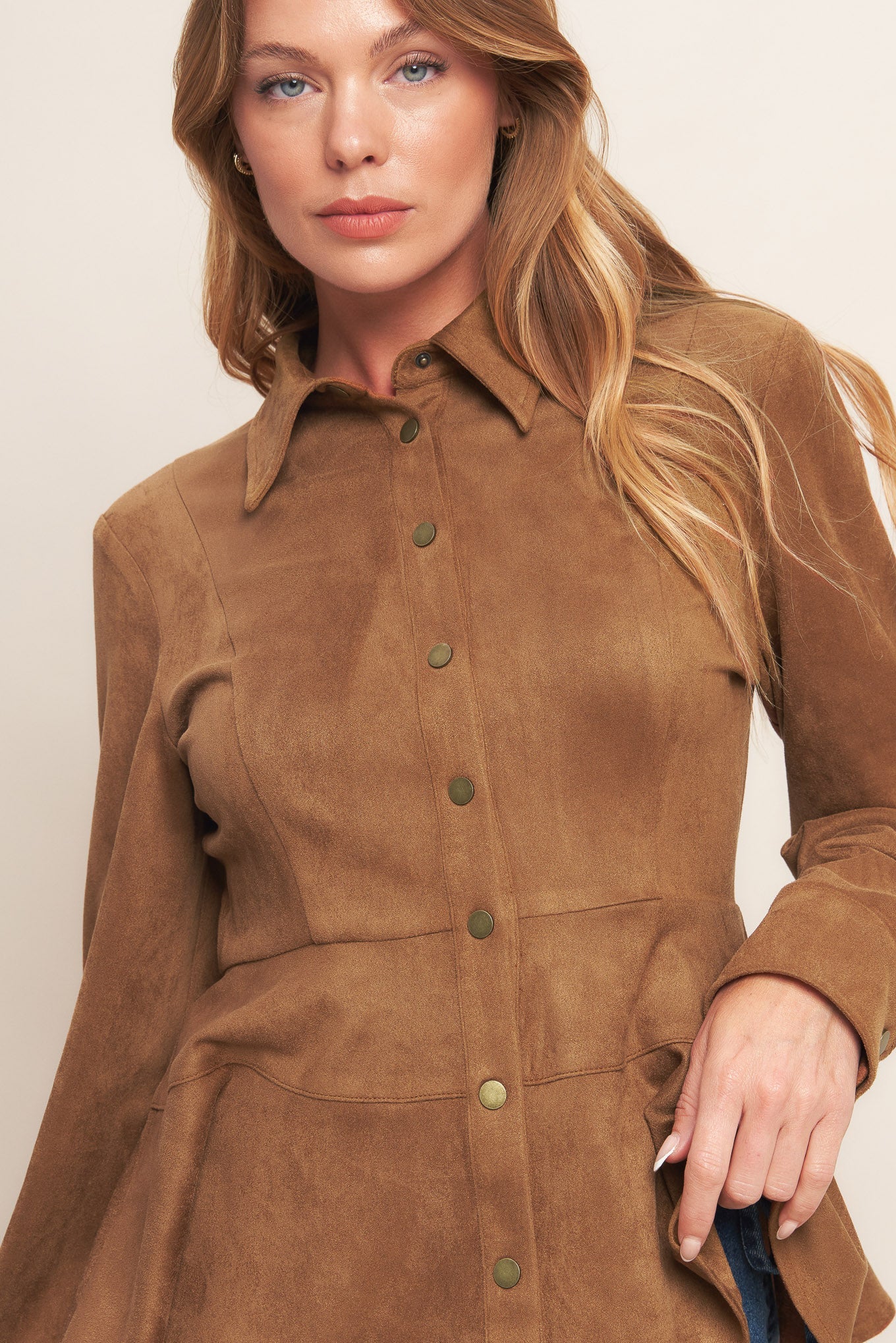 TOP DE ANTE SINTÉTICO DE IMPRESIÓN REFINADA